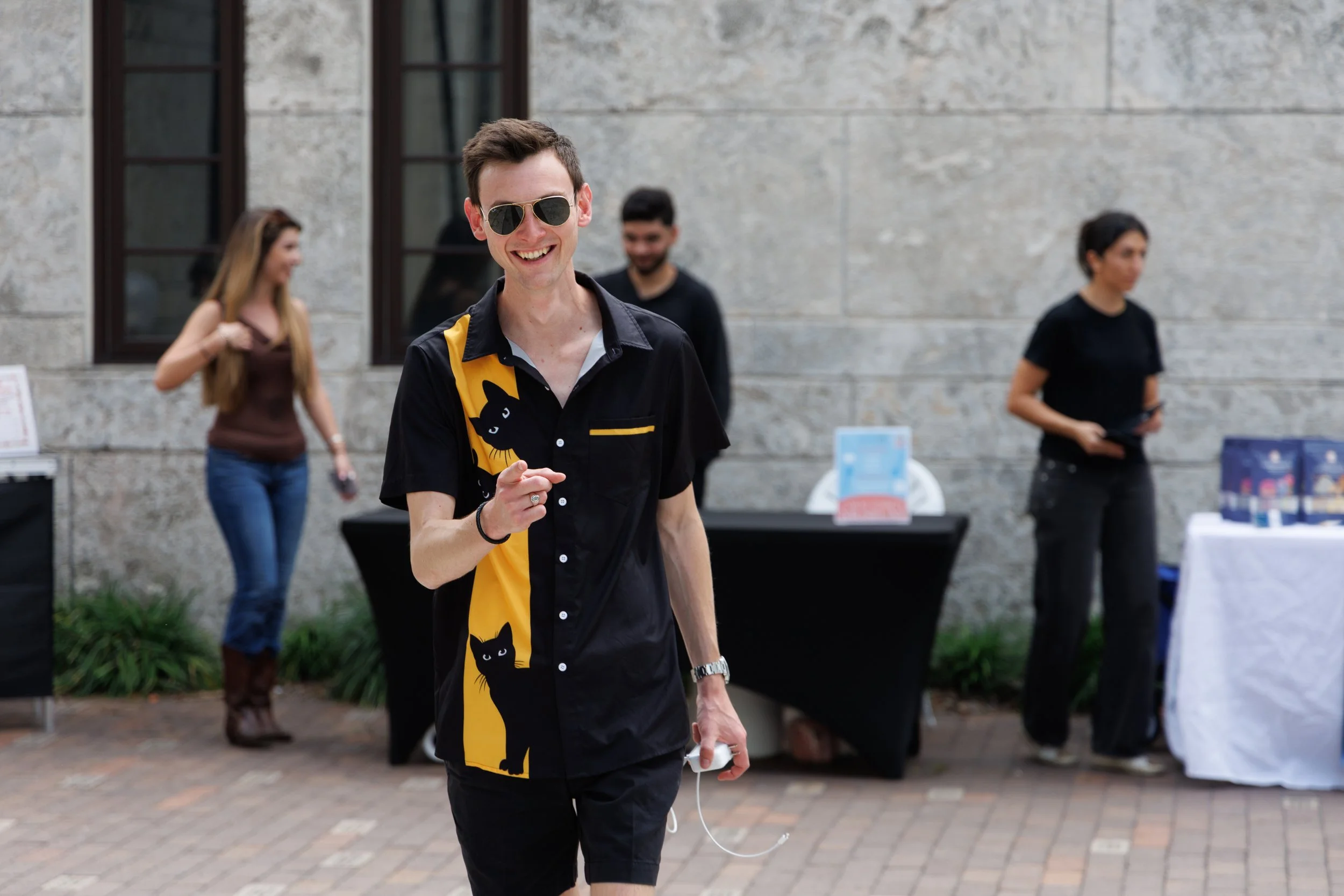 Nicolas Cabrera - Social Butterfly