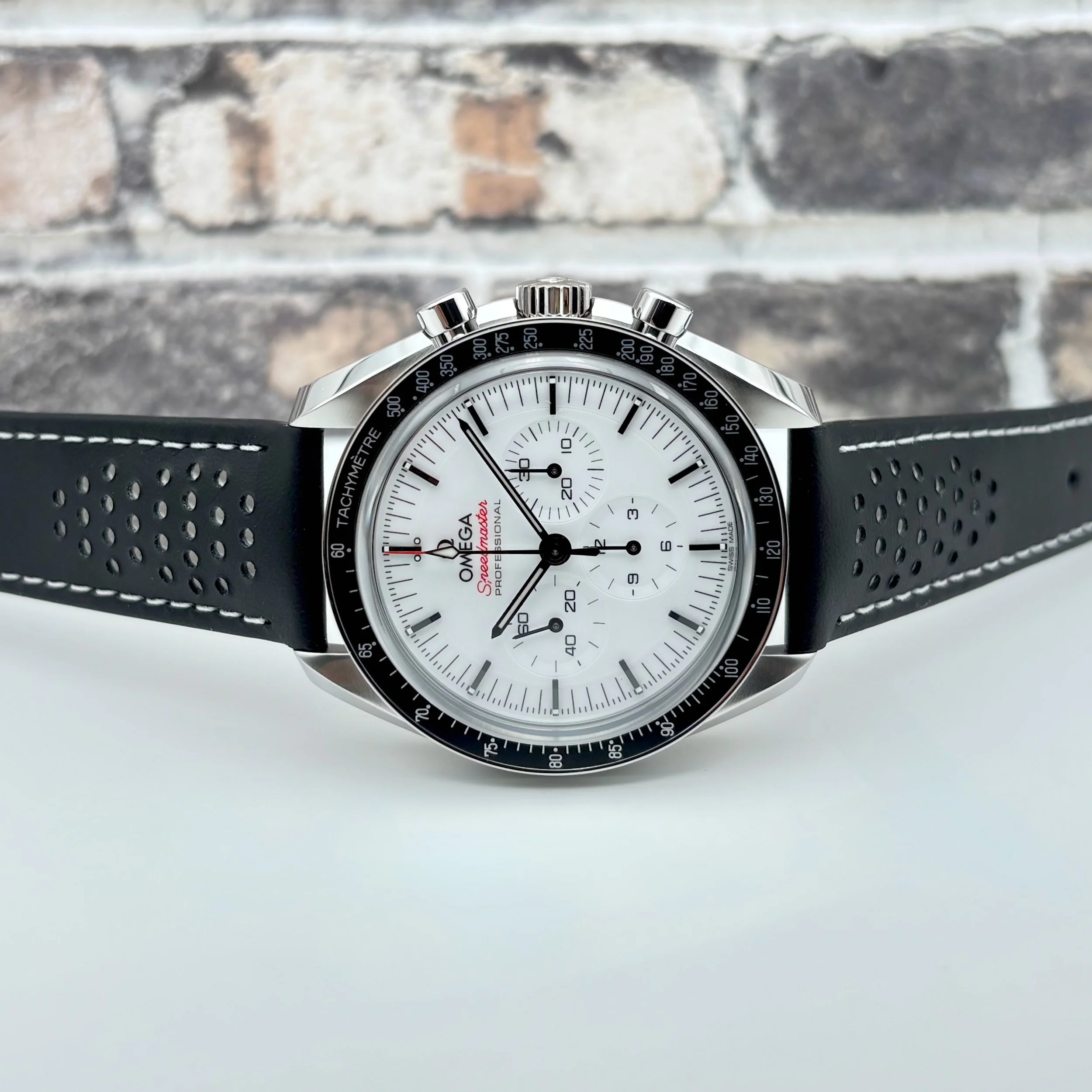 2025 Omega Speedmaster Professional Moon Watch 310.32.42.50.04.002