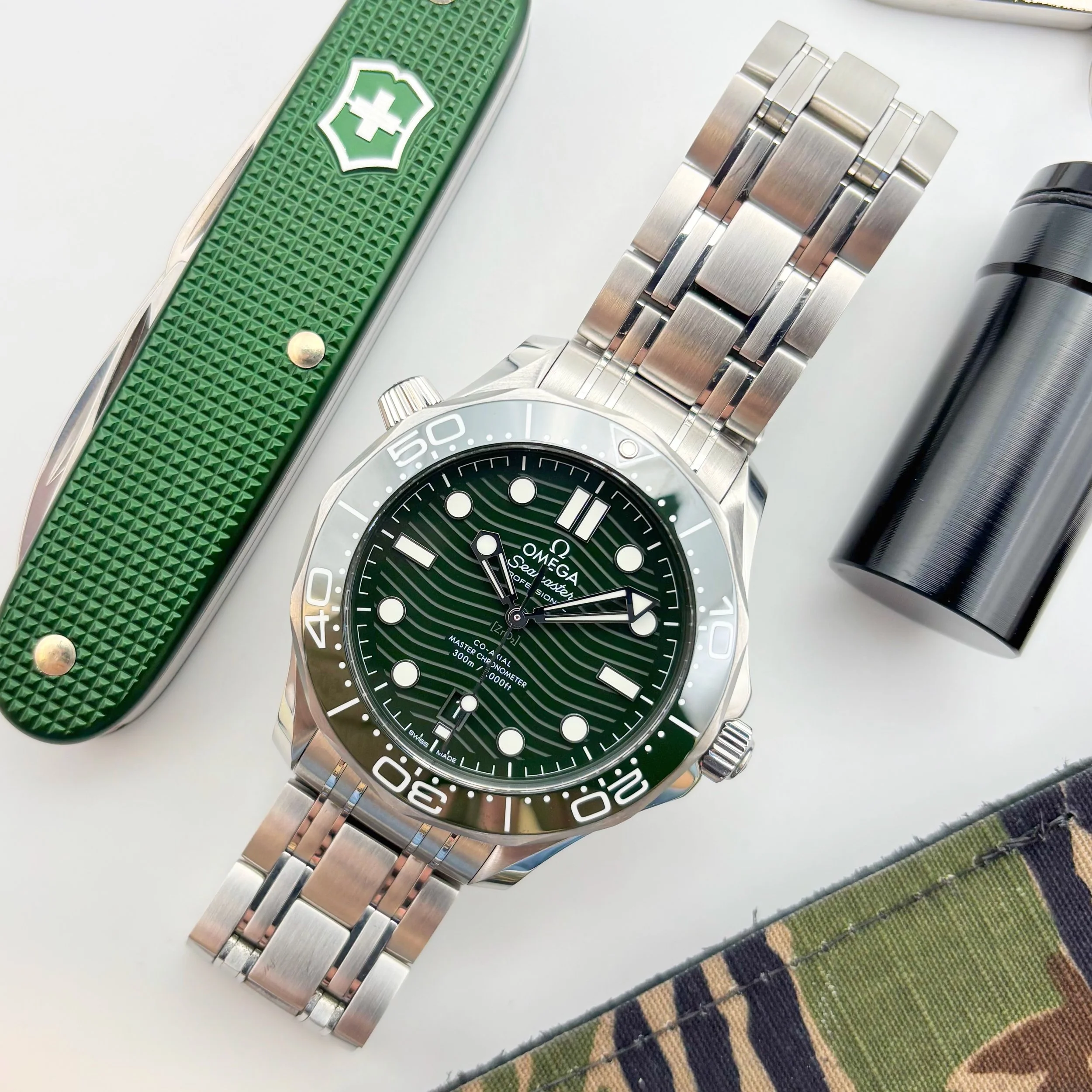 2024 Omega Seamaster Diver 300M 210.30.42.20.10.001