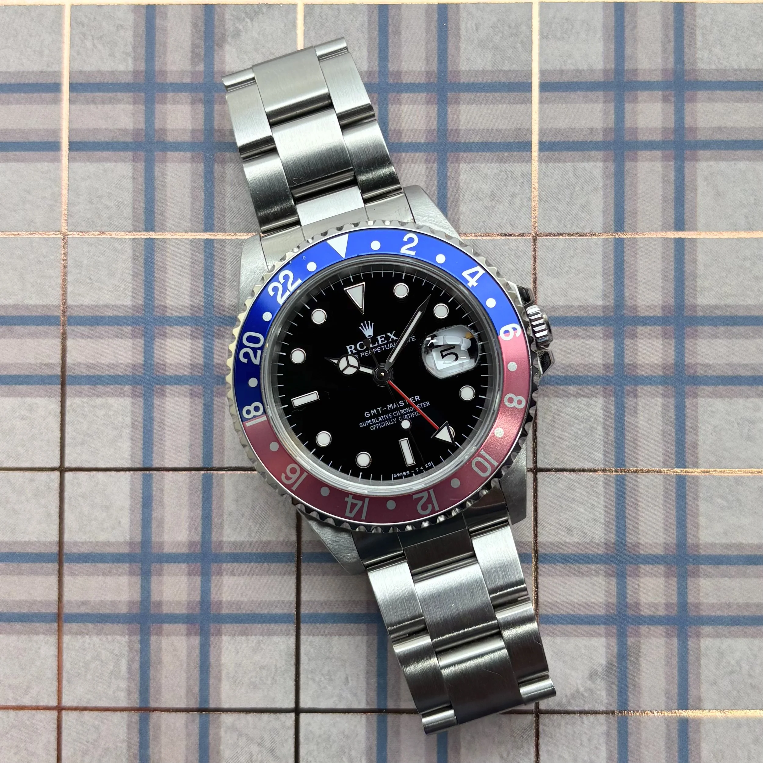 1998 Rolex GMT Master 16700 Pepsi Blue & Pink Bezel