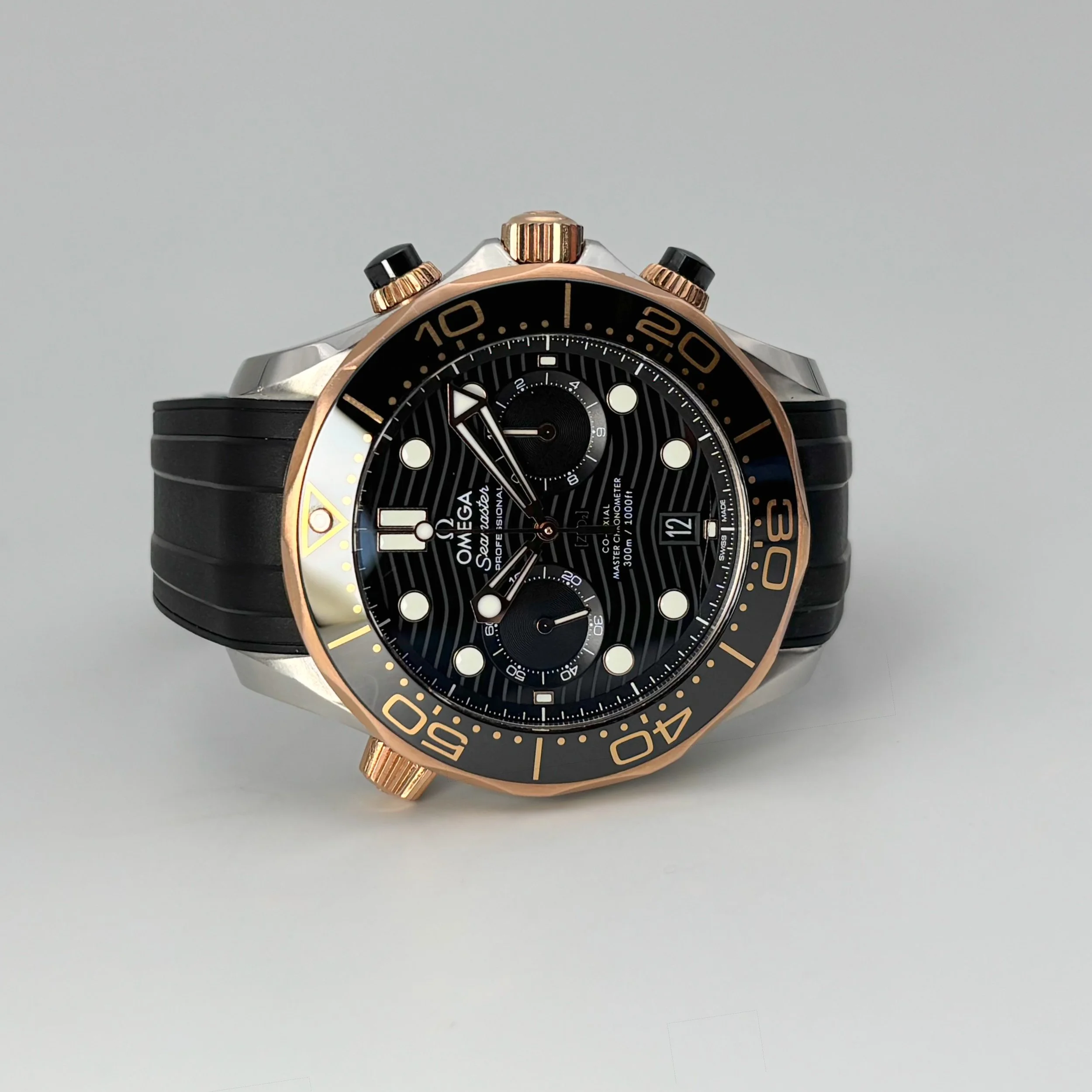 2024 Omega Seamaster 300M Chrono 210.22.44.51.01.001