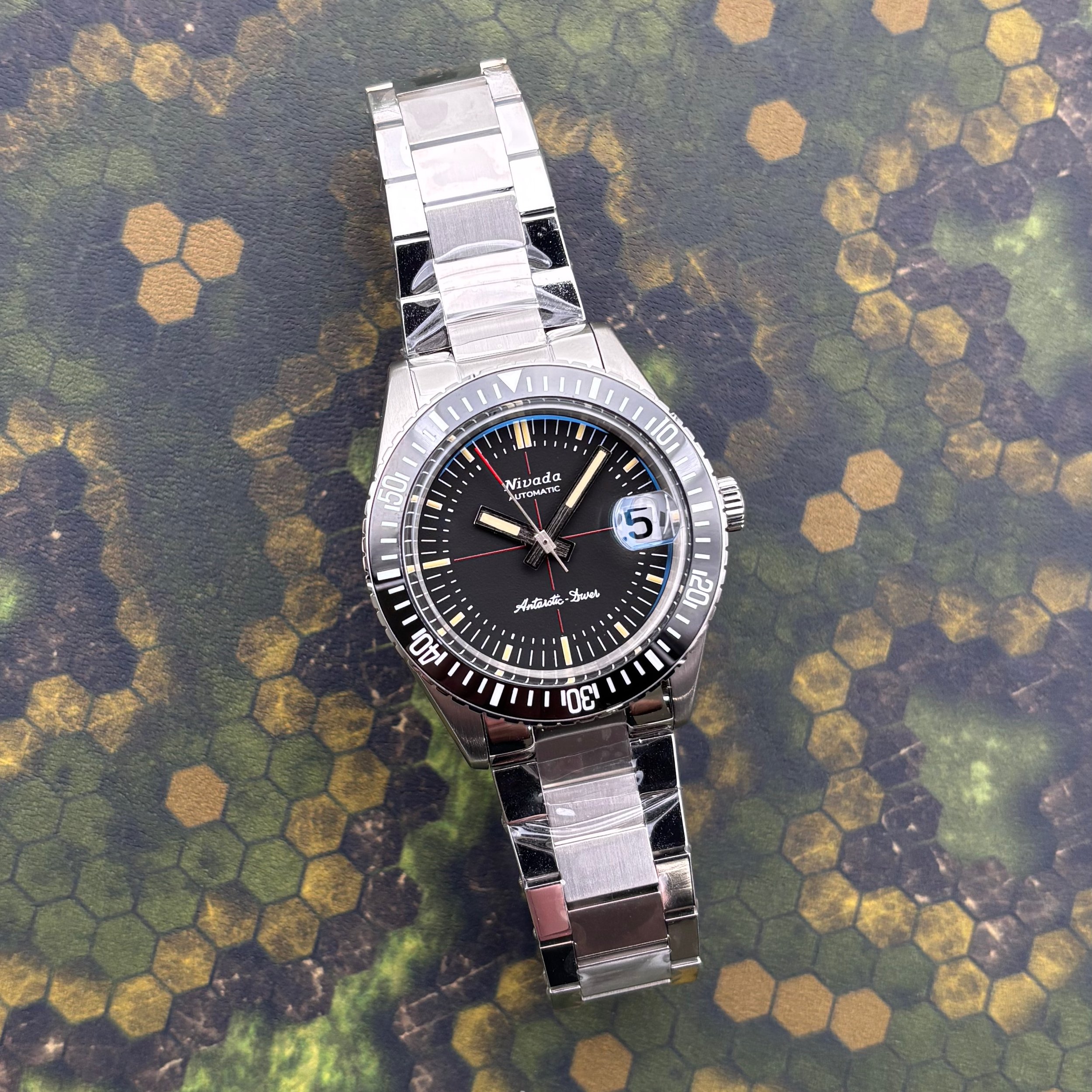2026 Nivada Grenchen Antarctic Diver 32038A20