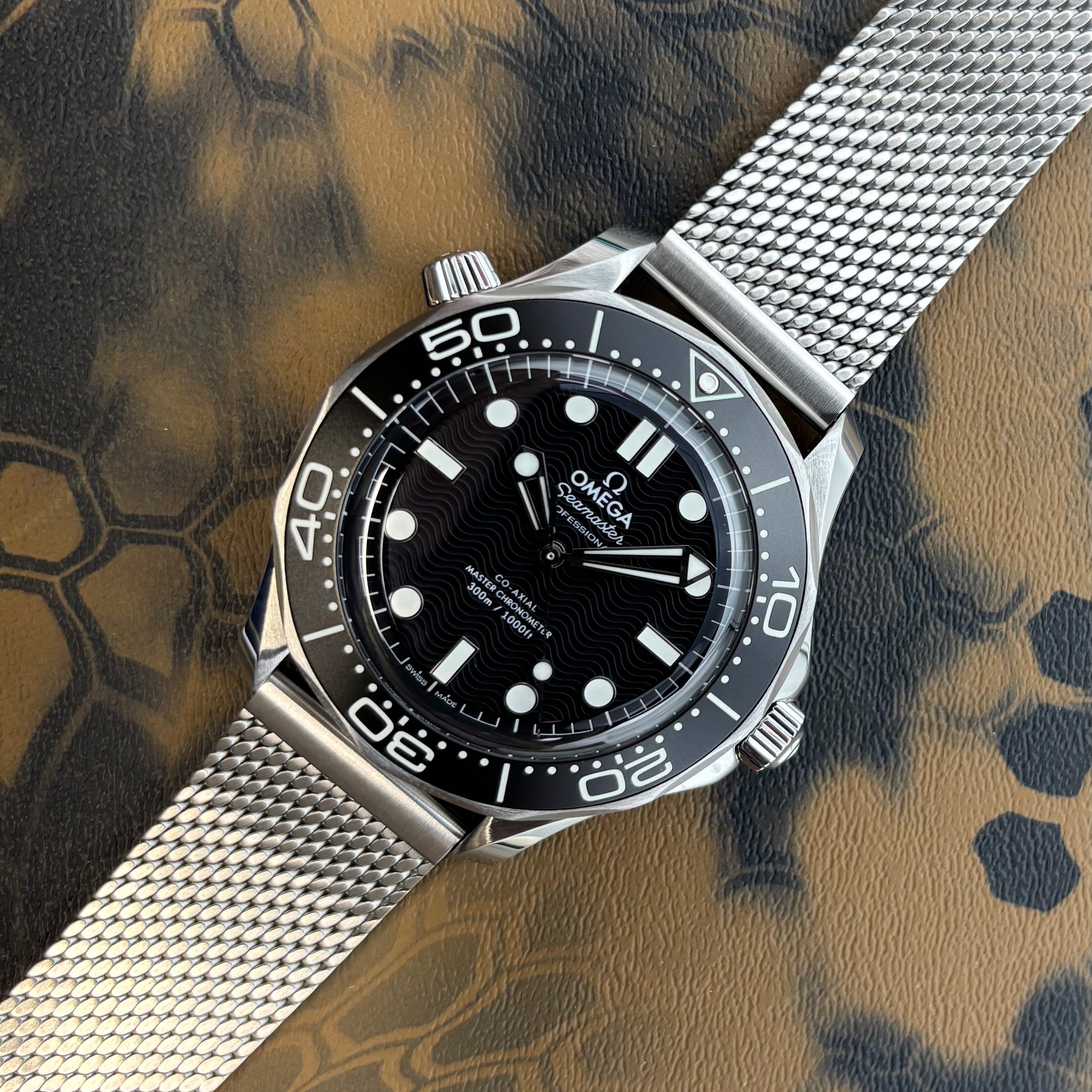 2025 Omega Seamaster Diver 300M No Date 210.30.42.20.01.010