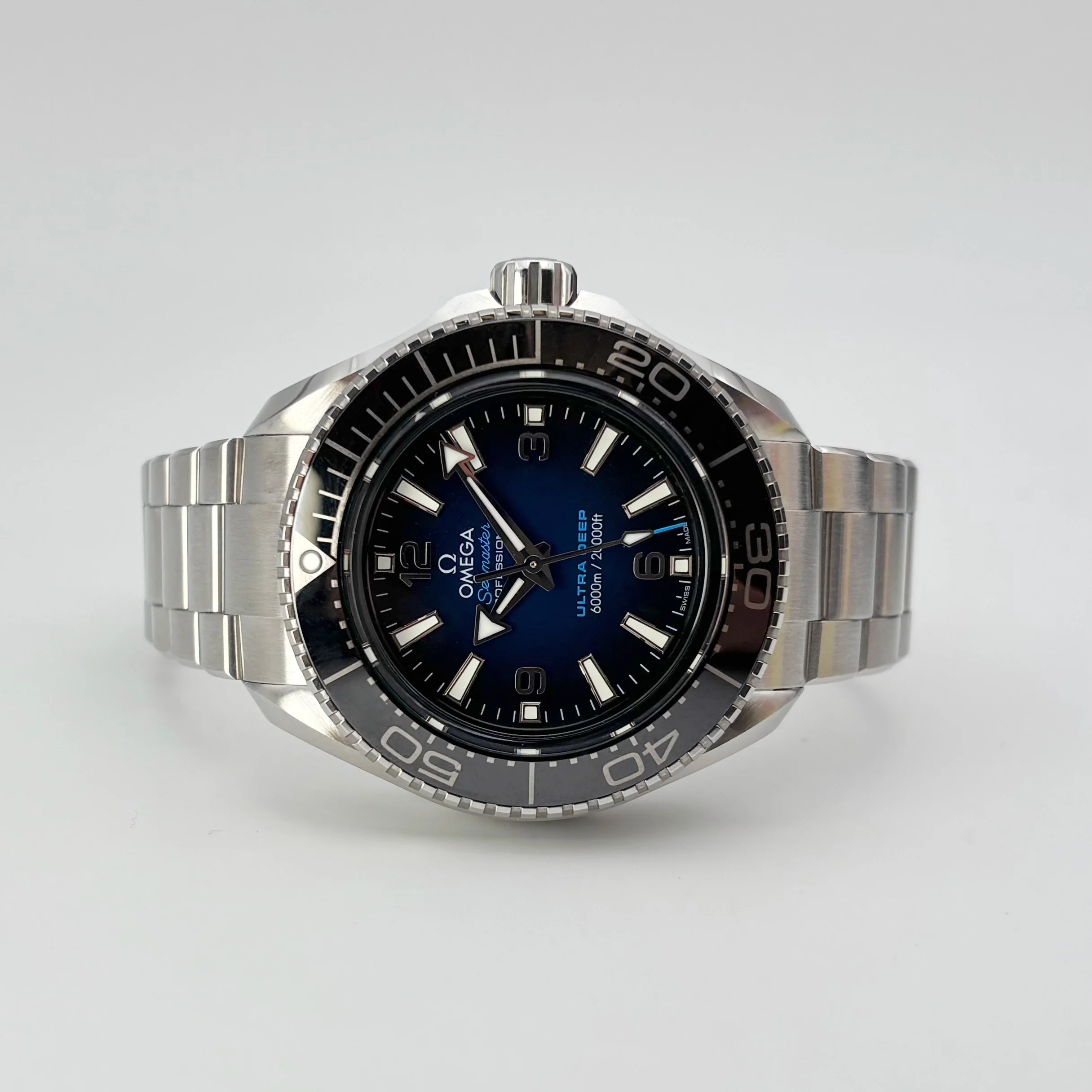 2025 Omega Seamaster Planet Ocean 6000M 215.30.46.21.03.001