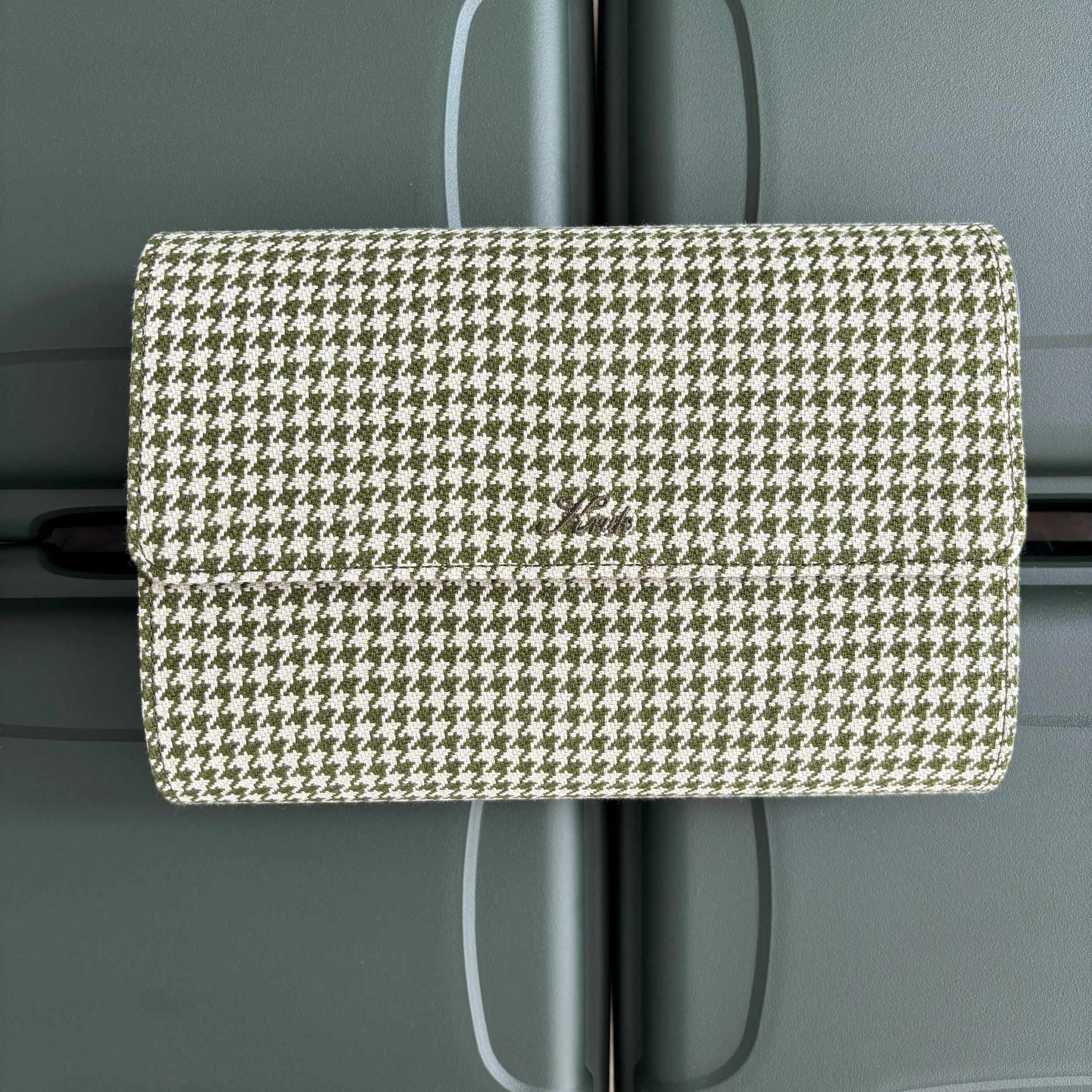 Guarded Crown x  KRUK 8-Watch Case - Boutique Exclusive