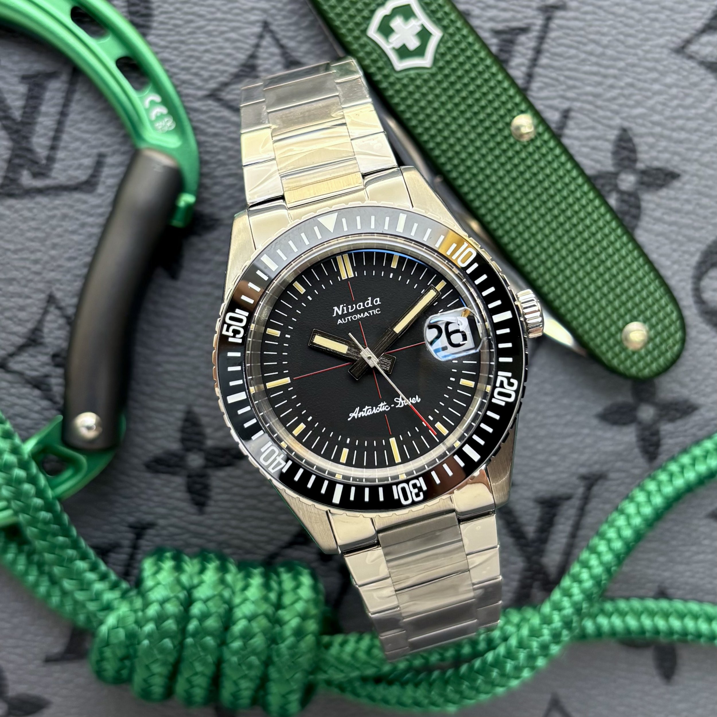 2026 Nivada Grenchen Antarctic Diver 32038A20