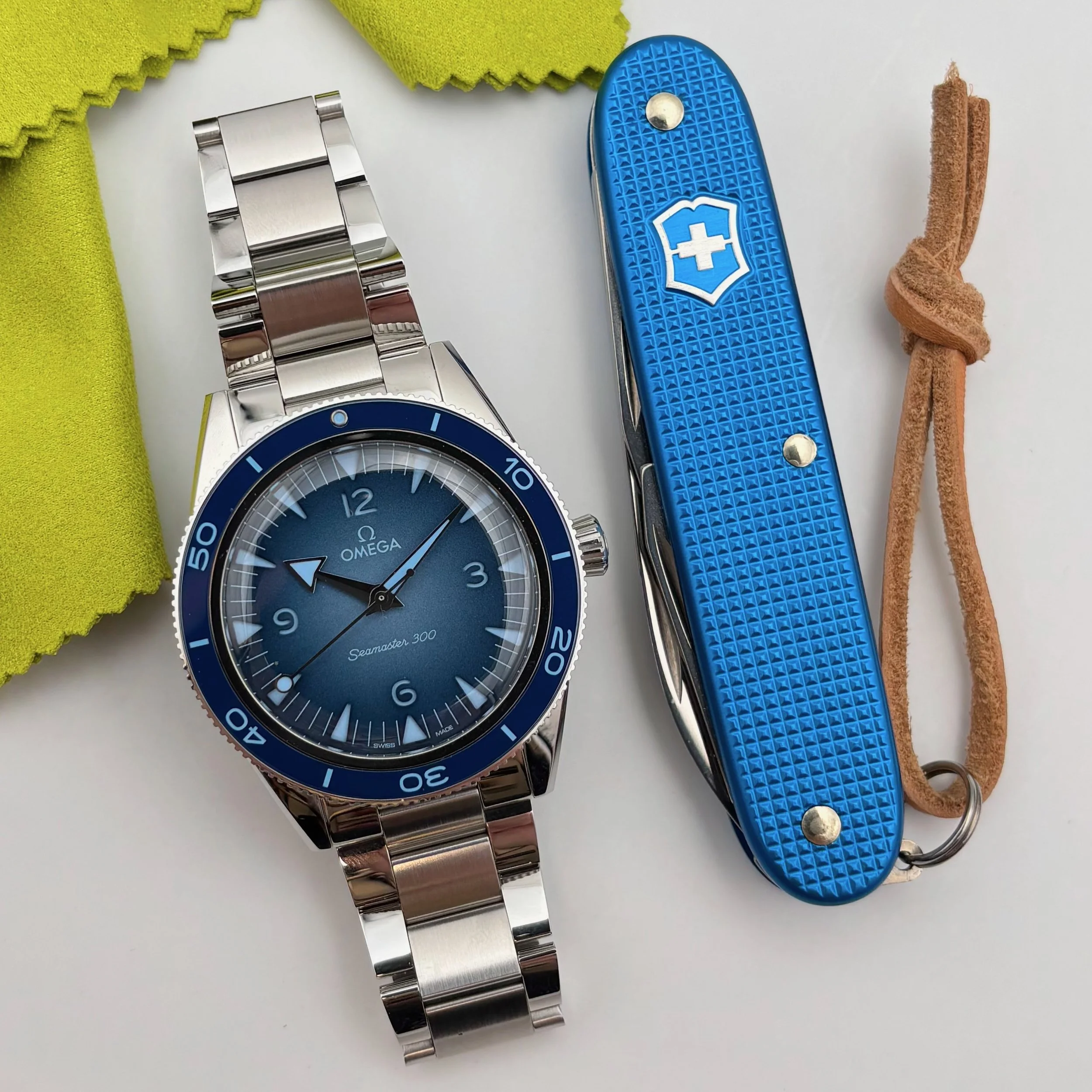 2025 Omega Seamaster 300 234.30.41.21.03.002