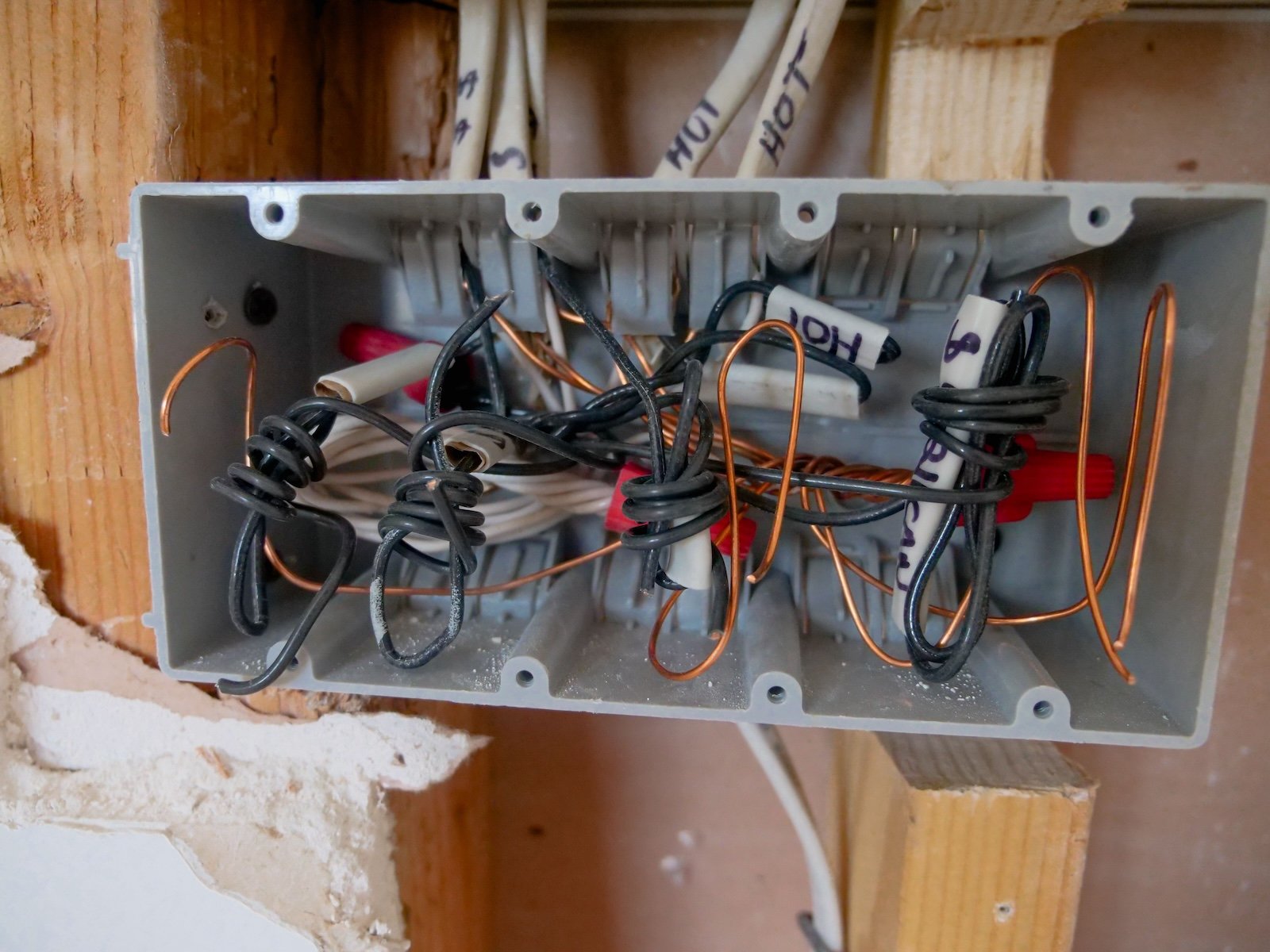 The Critical Difference Between Electrical Wiring and System Integration for Smart Homes