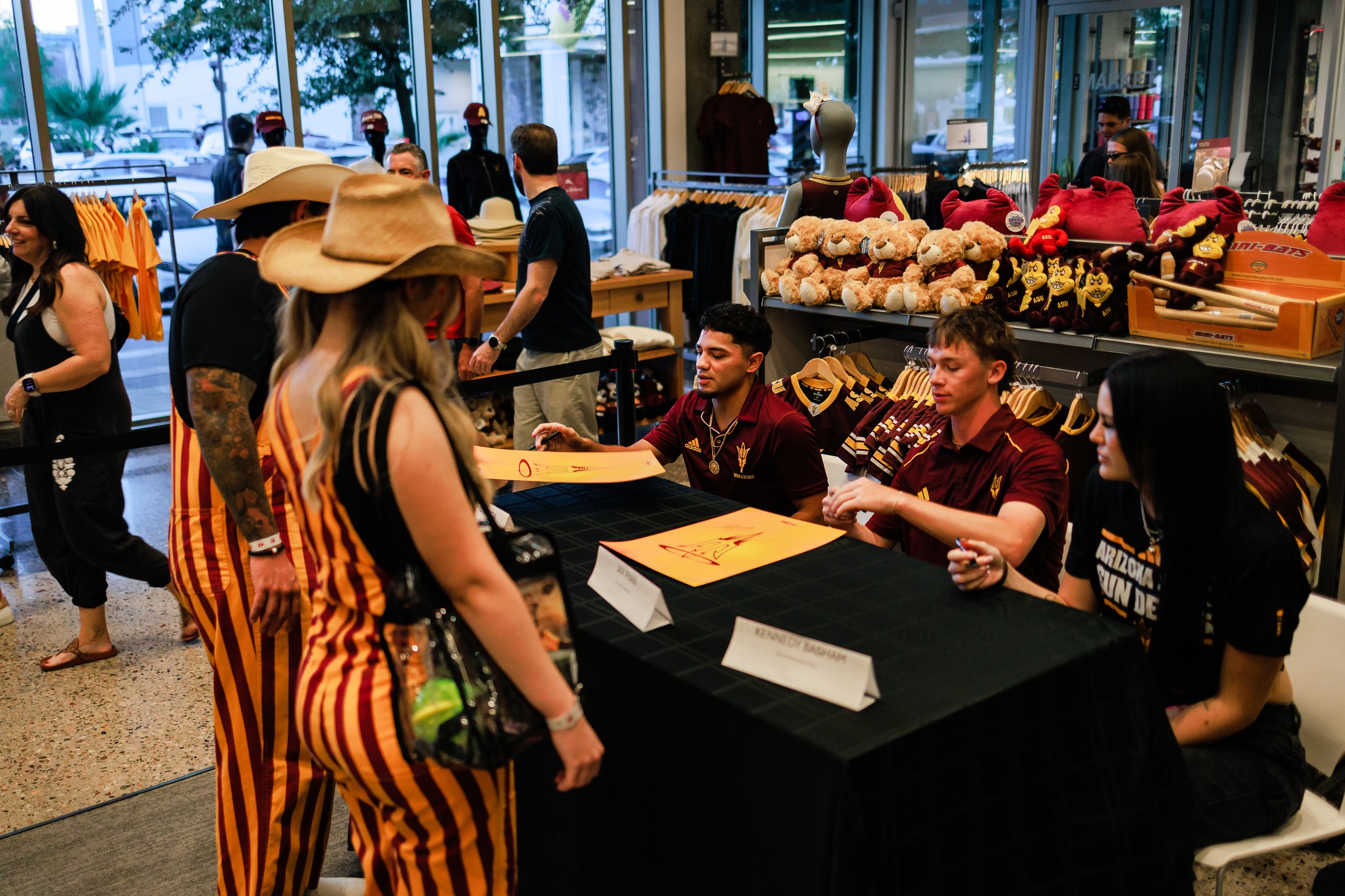 Player Signing Finale-10.jpg