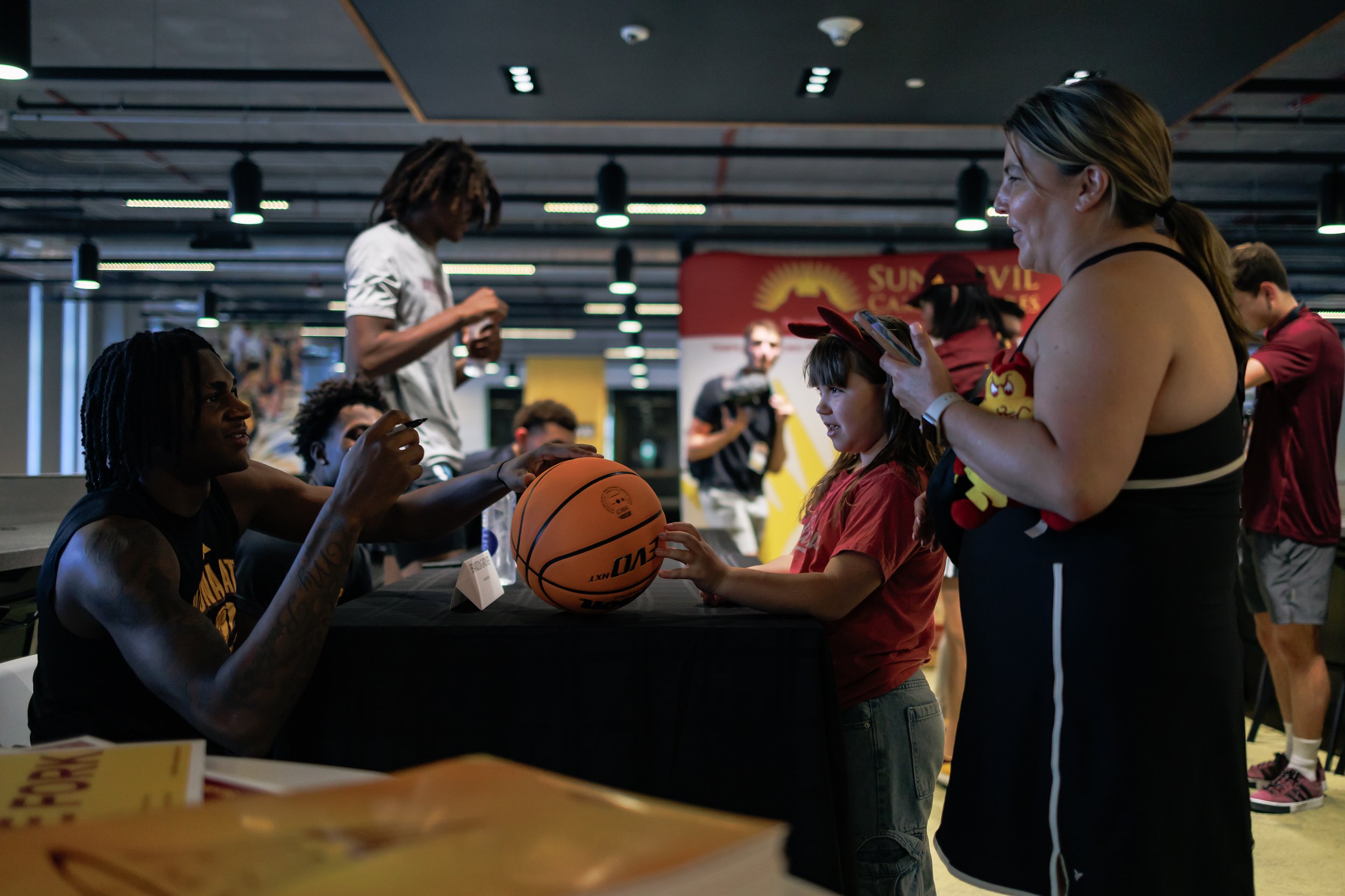 Player Signing-3.jpg