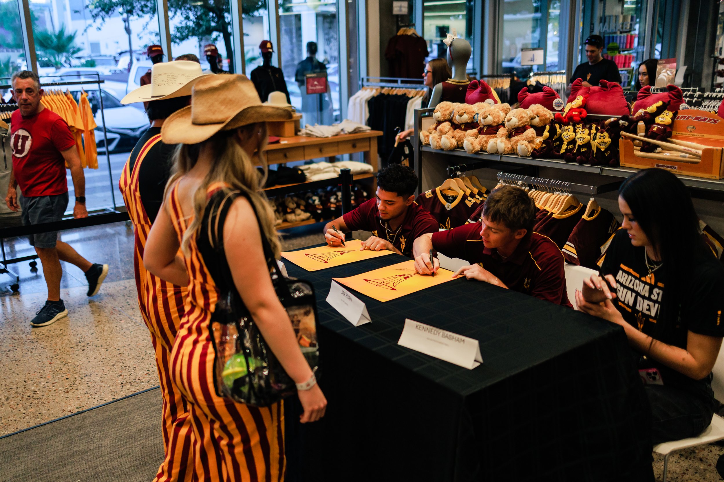Player Signing Finale-13.jpg