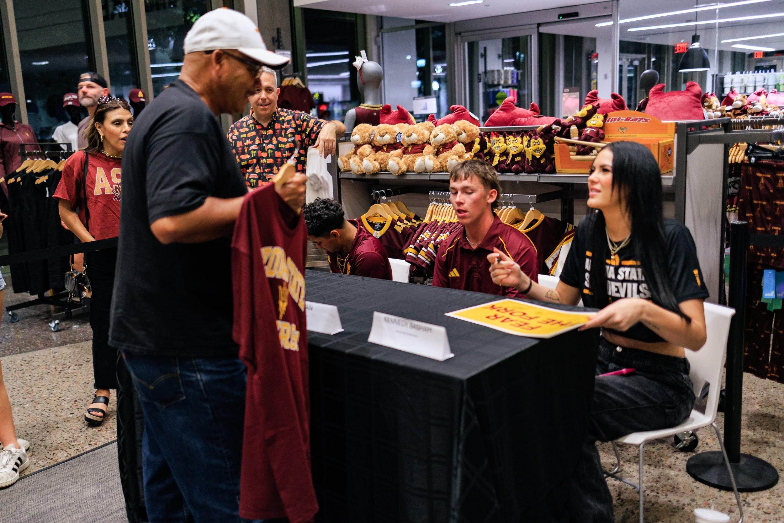 Player Signing Finale-73.jpg