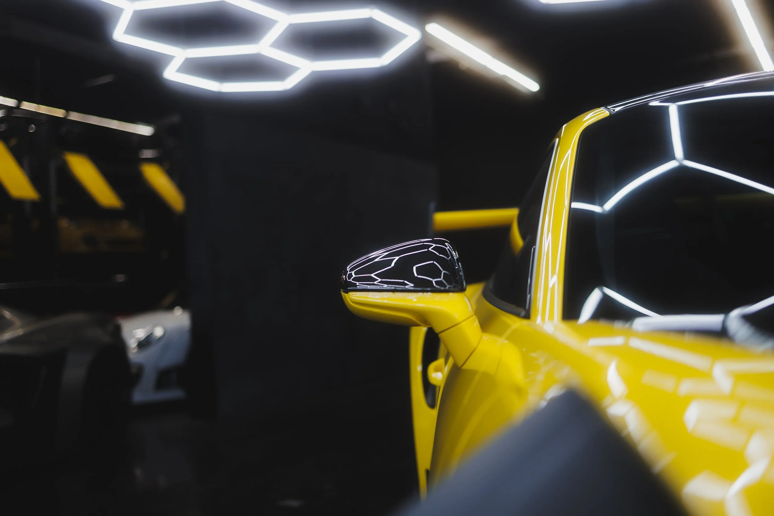 lapin motor co-13.jpg