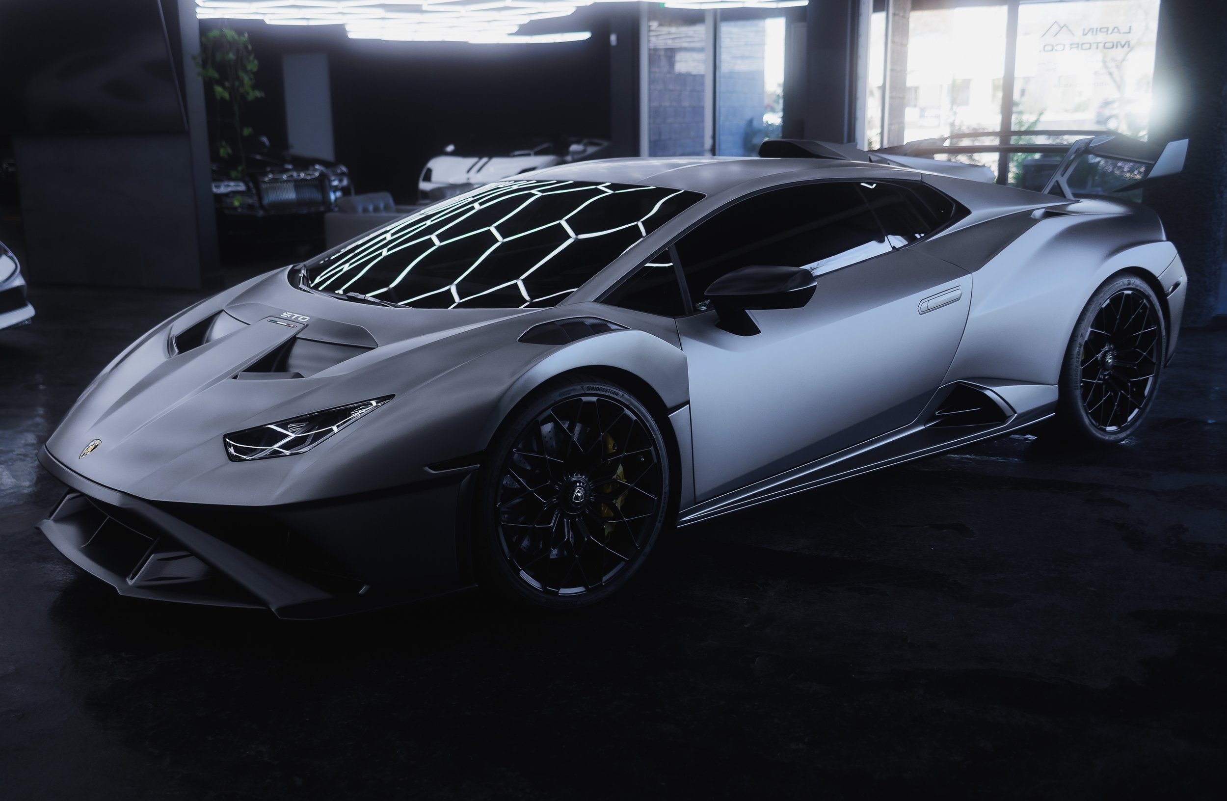 lapin motor co-1.jpg