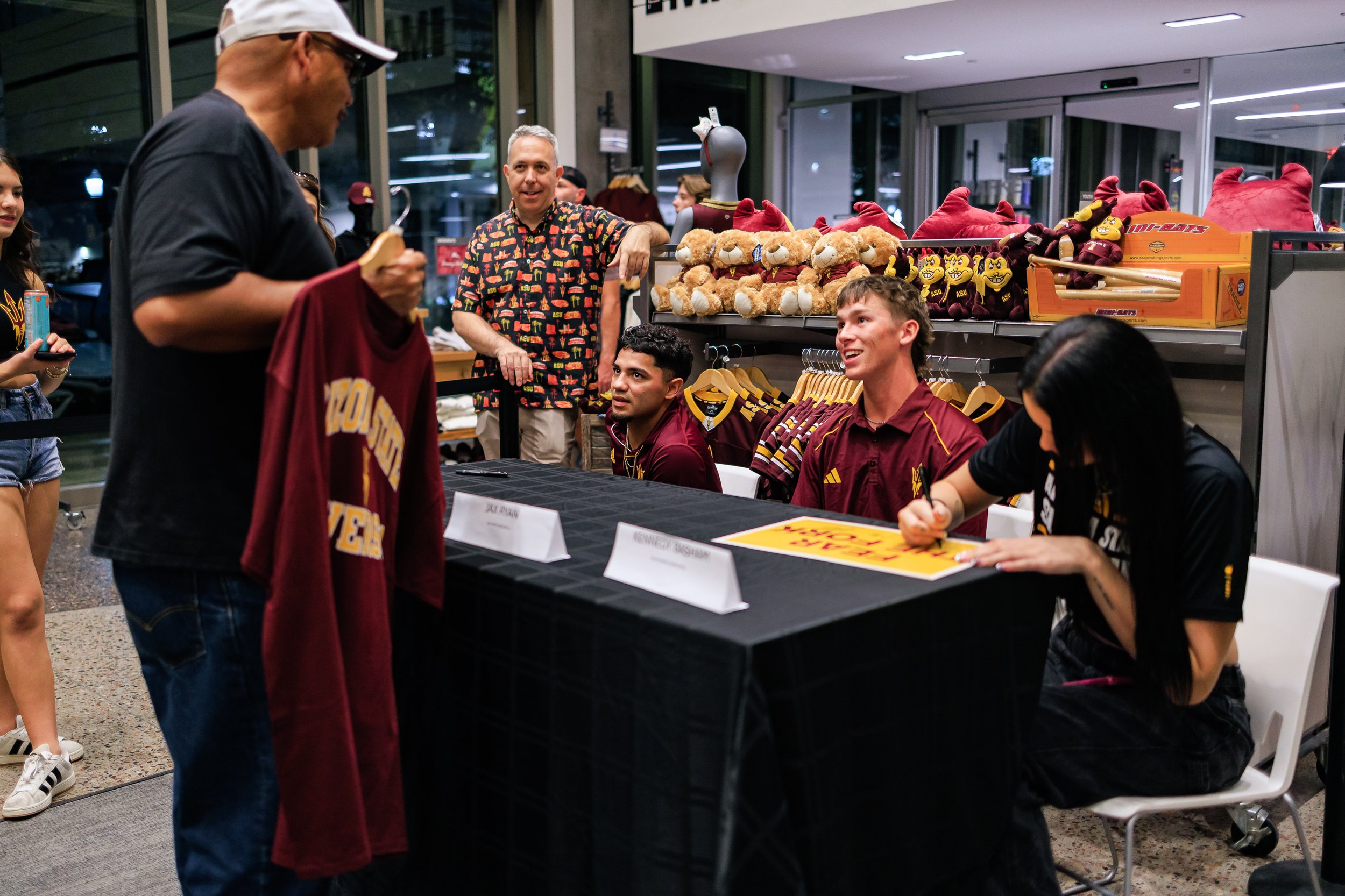 Player Signing Finale-71.jpg
