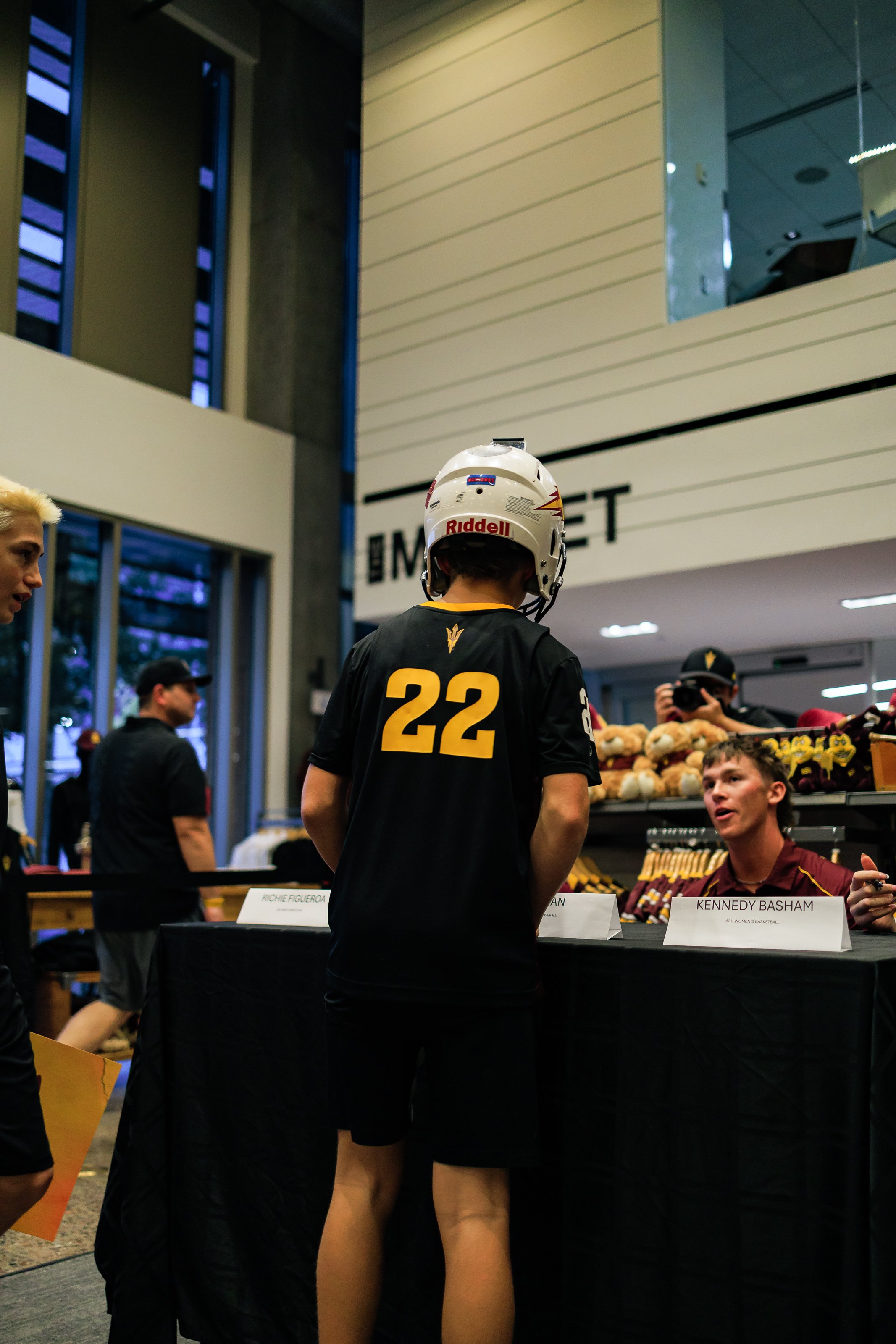 Player Signing Finale-50.jpg