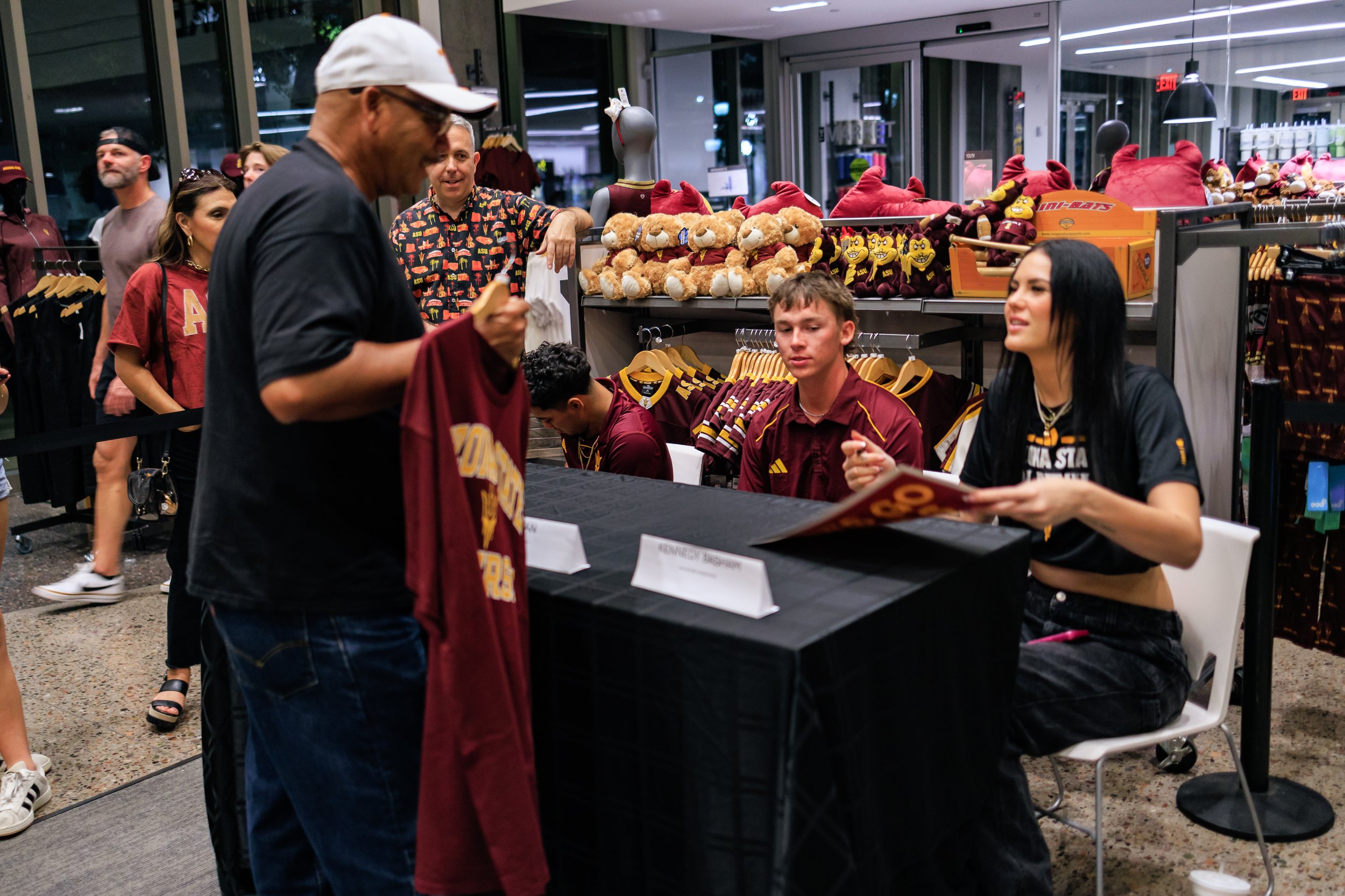 Player Signing Finale-74.jpg