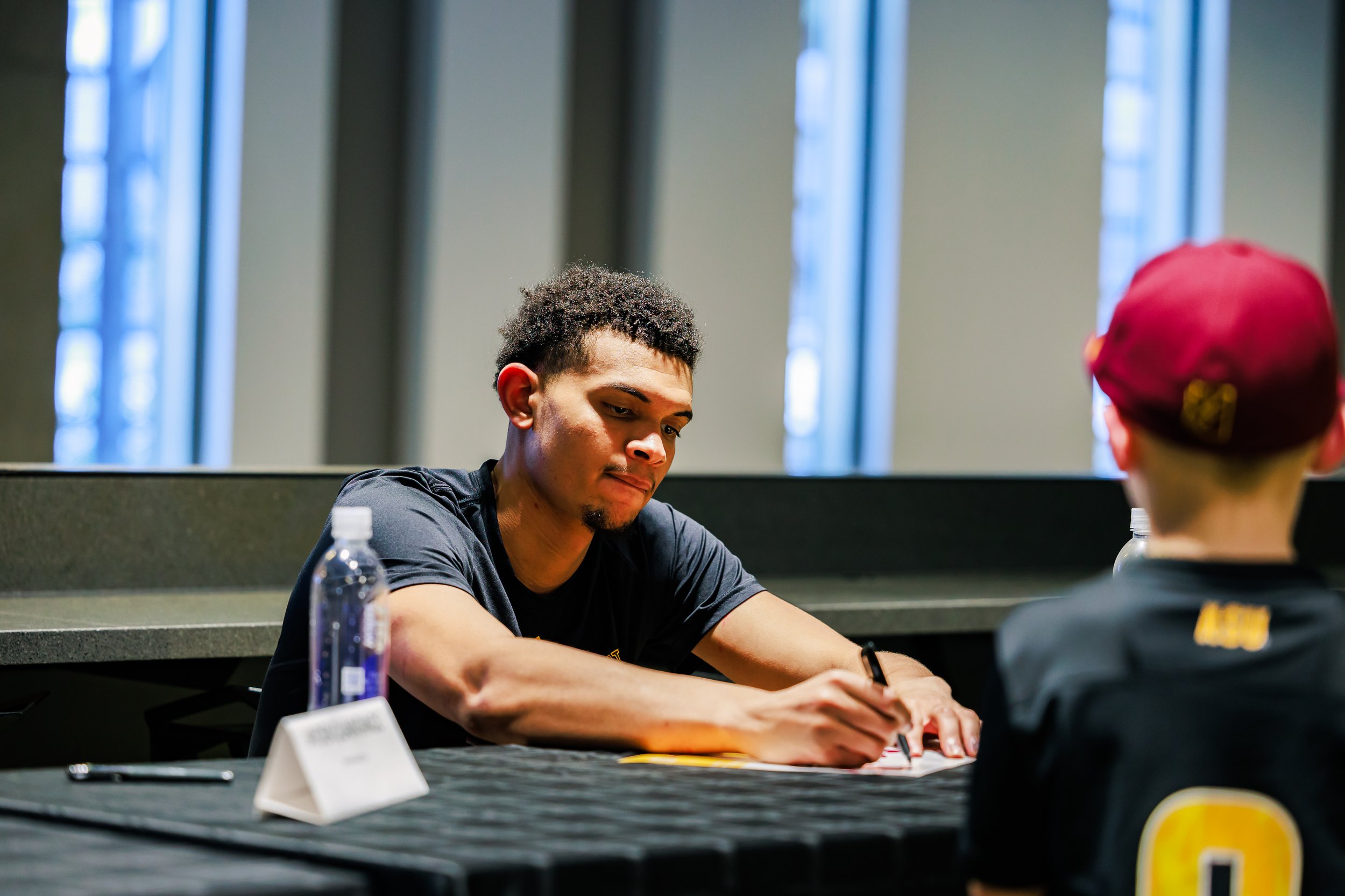 Player Signing-7.jpg