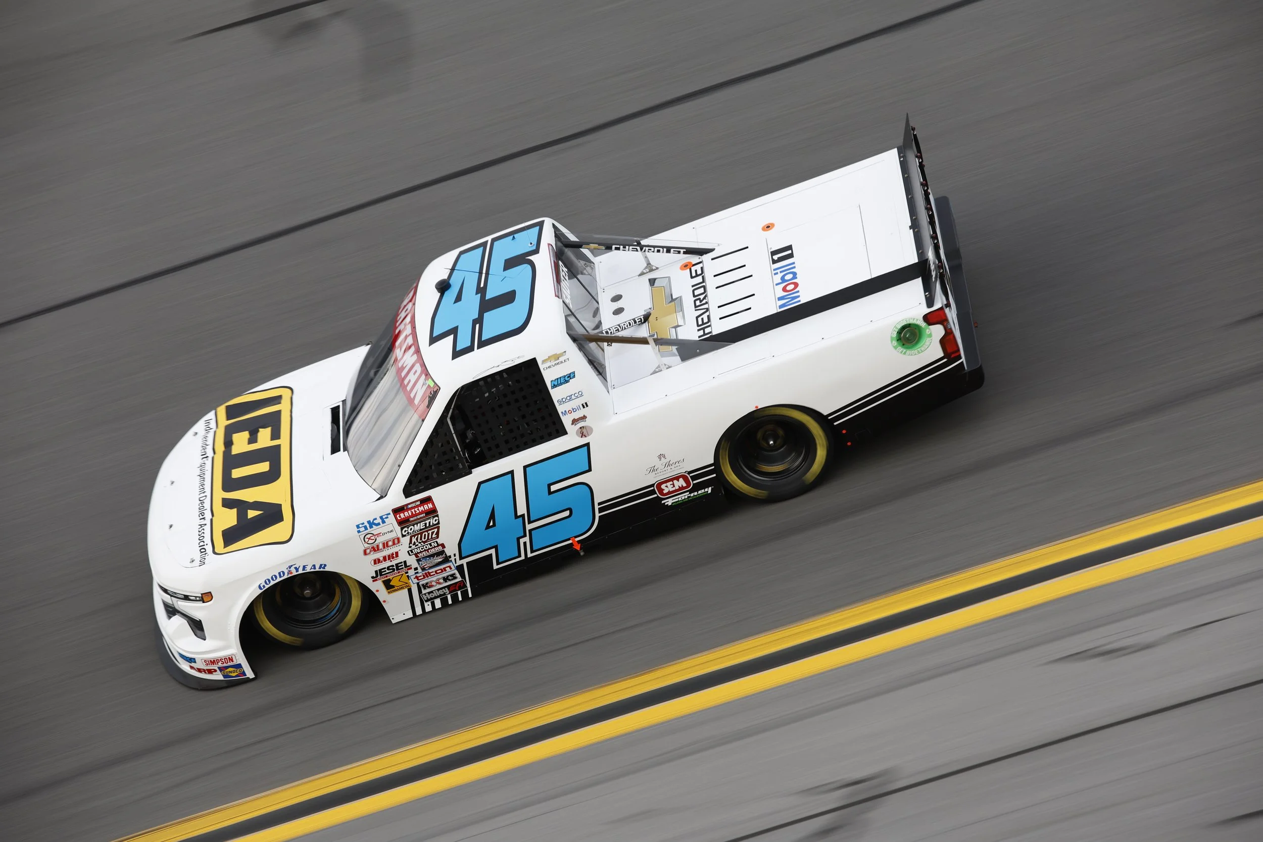 R1. Daytona - No. 45 Team