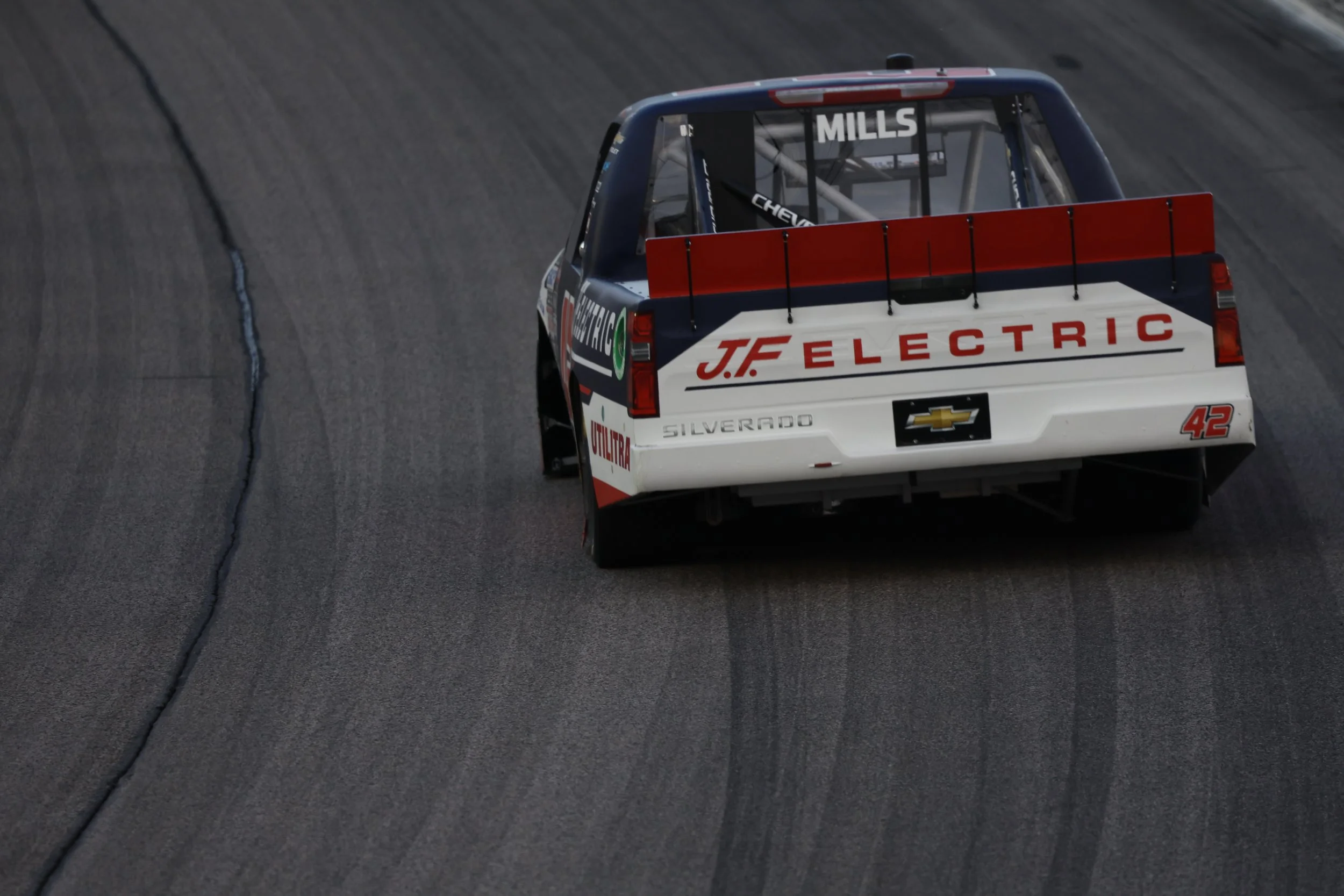 R8. Kansas - No. 42 Team