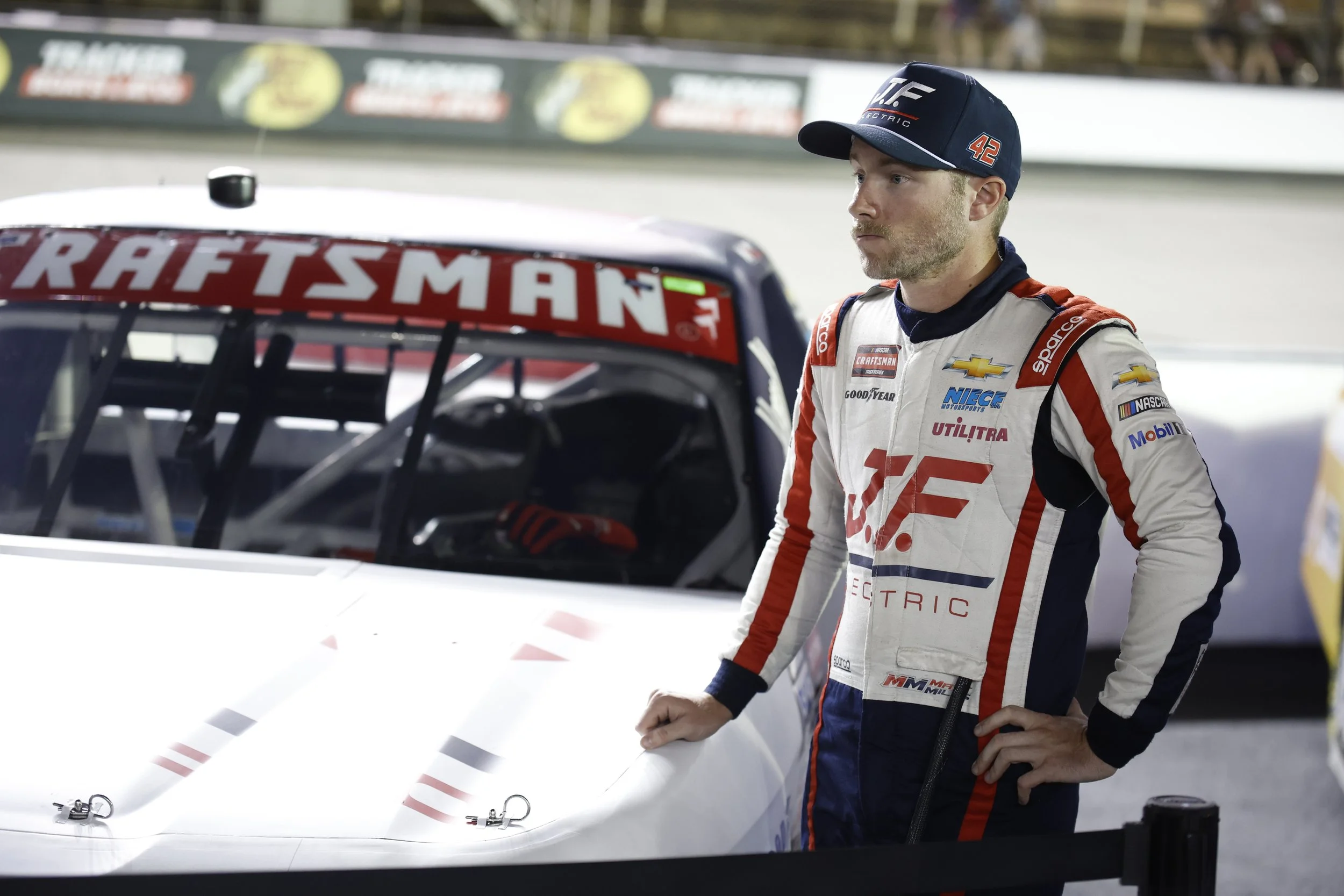 R18. Bristol II - No. 42 Team