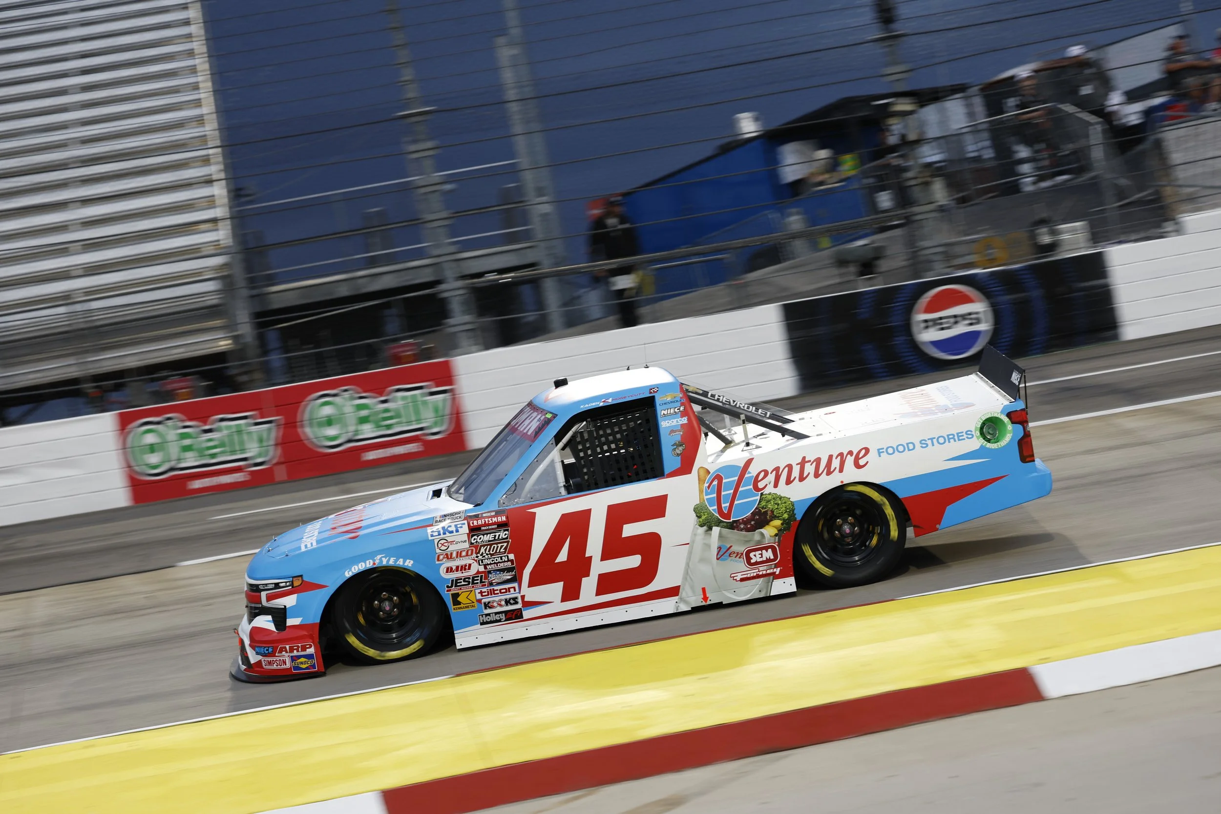 R22. Martinsville II. No. 45 Team