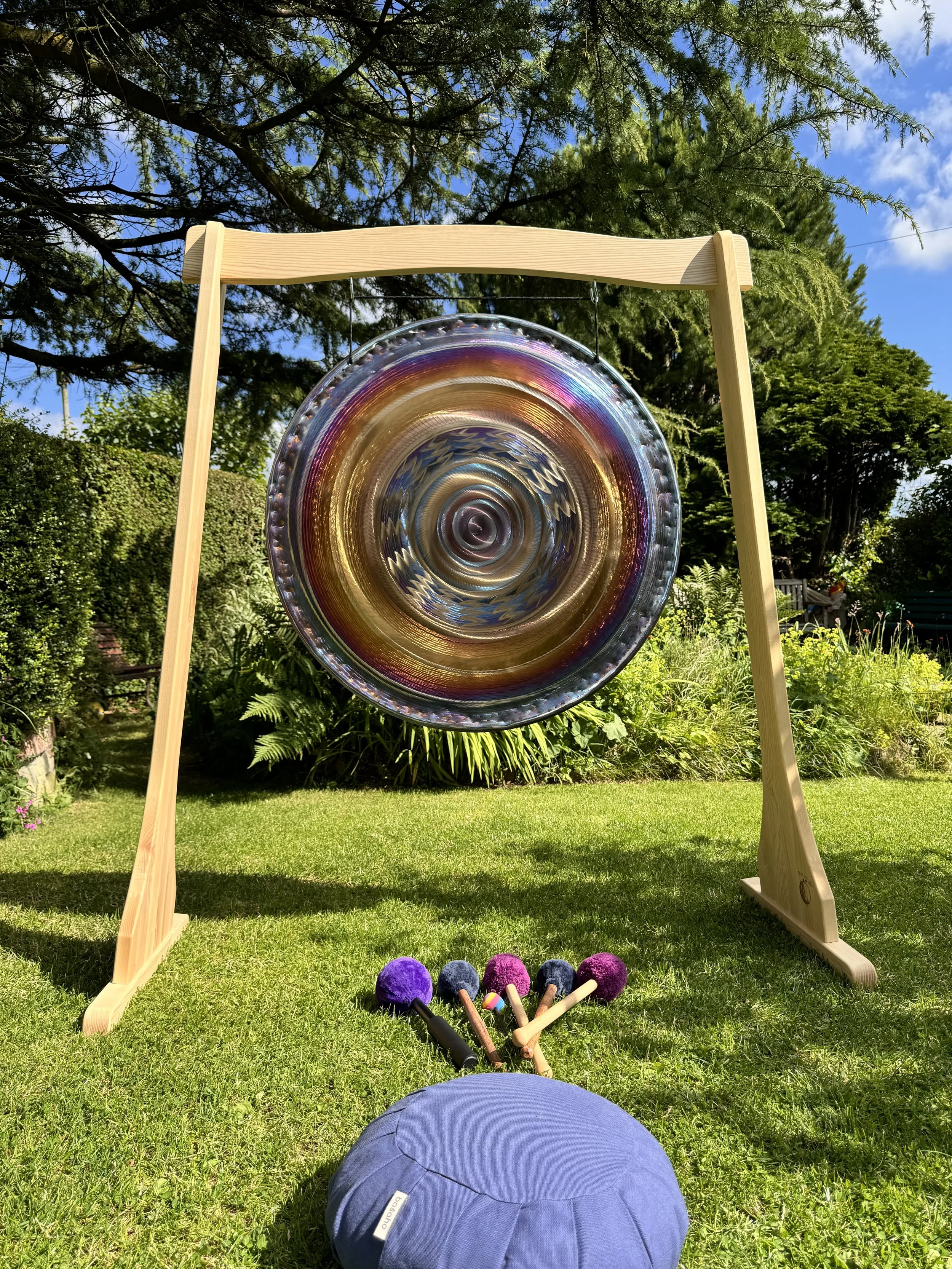 Gong Bath Yorkshire meadow