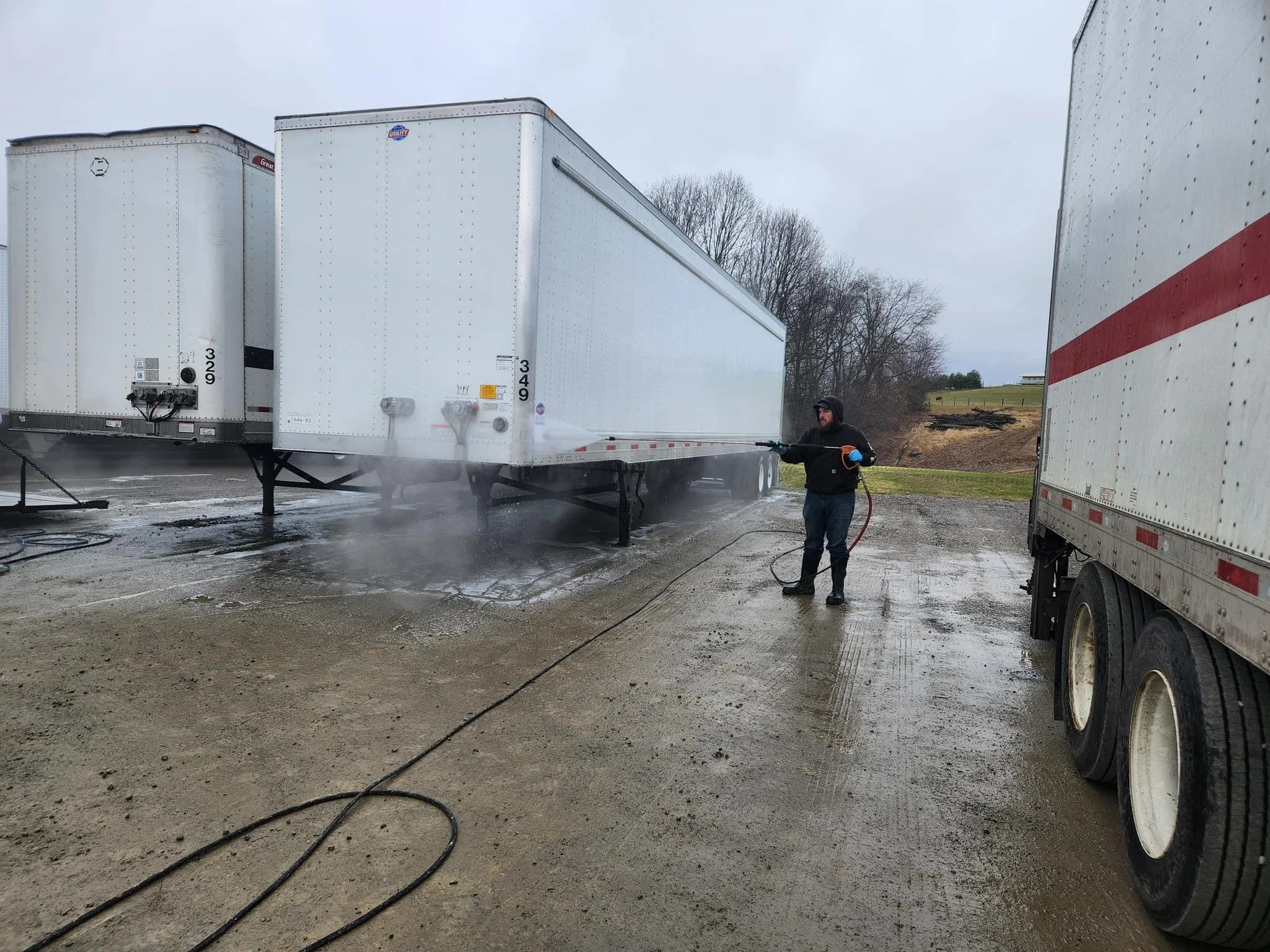Washing Trailer.JPG