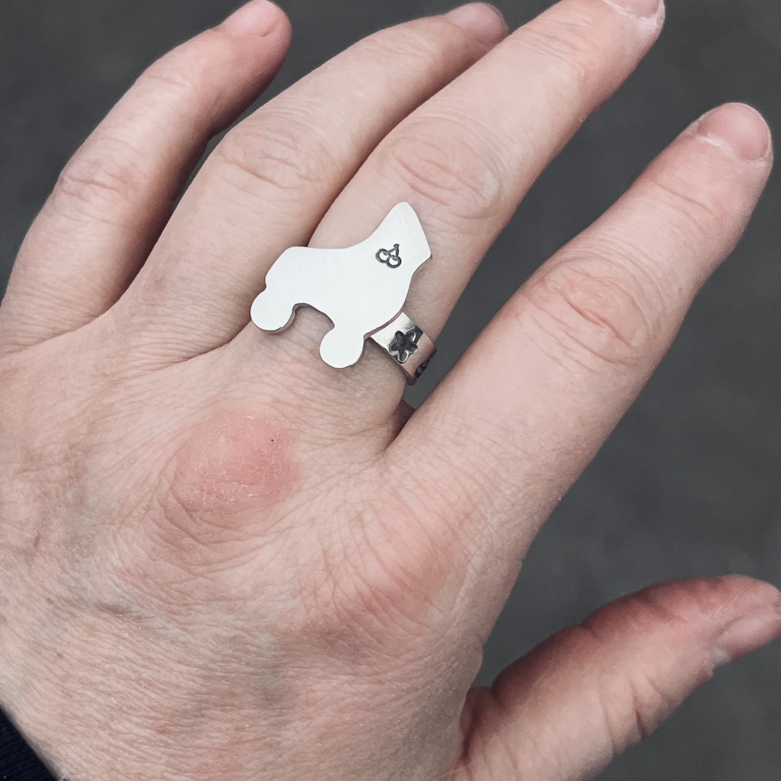 Skate Ring - Skylla - Made to Order
