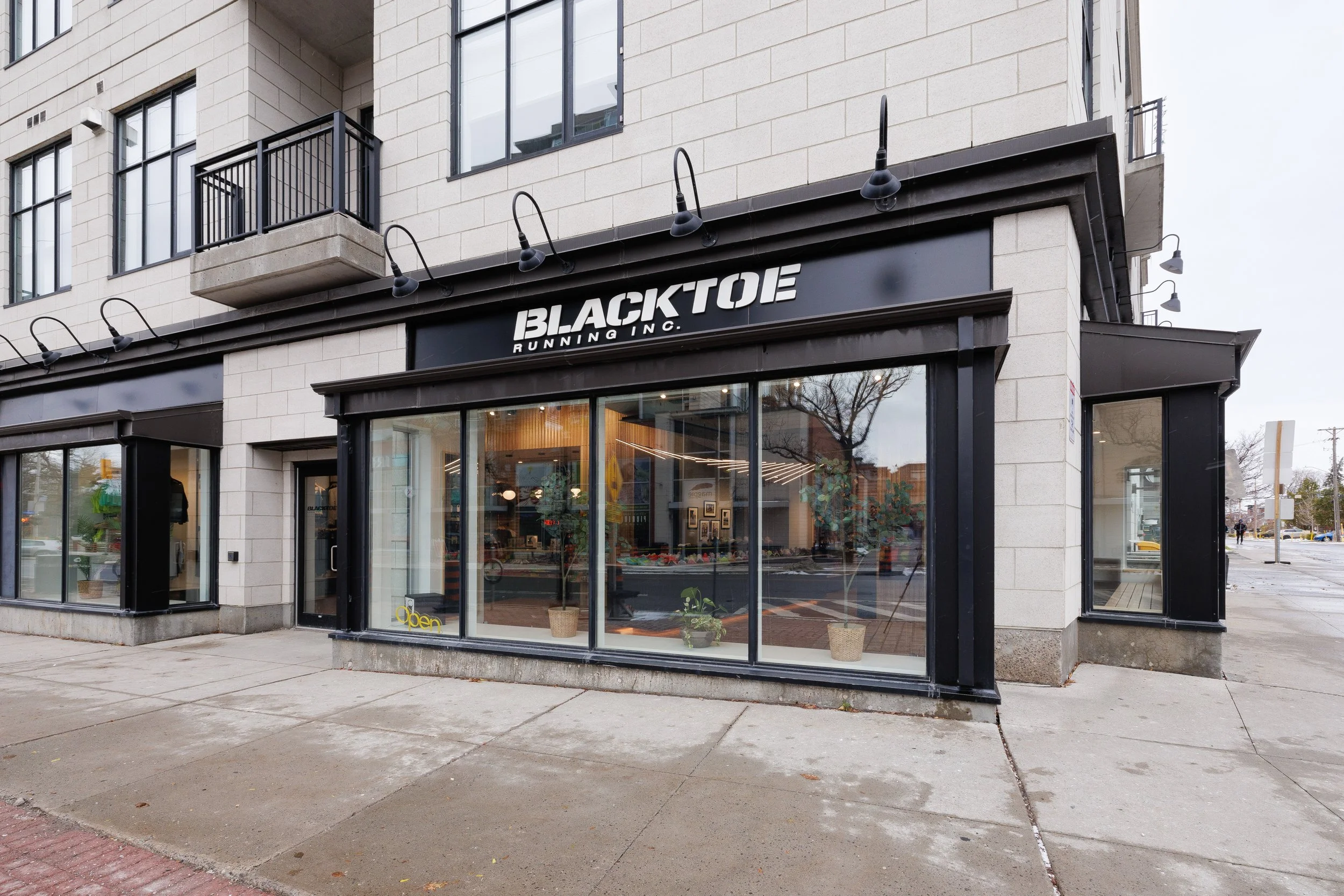 BlackToe Running Westboro-01.jpg