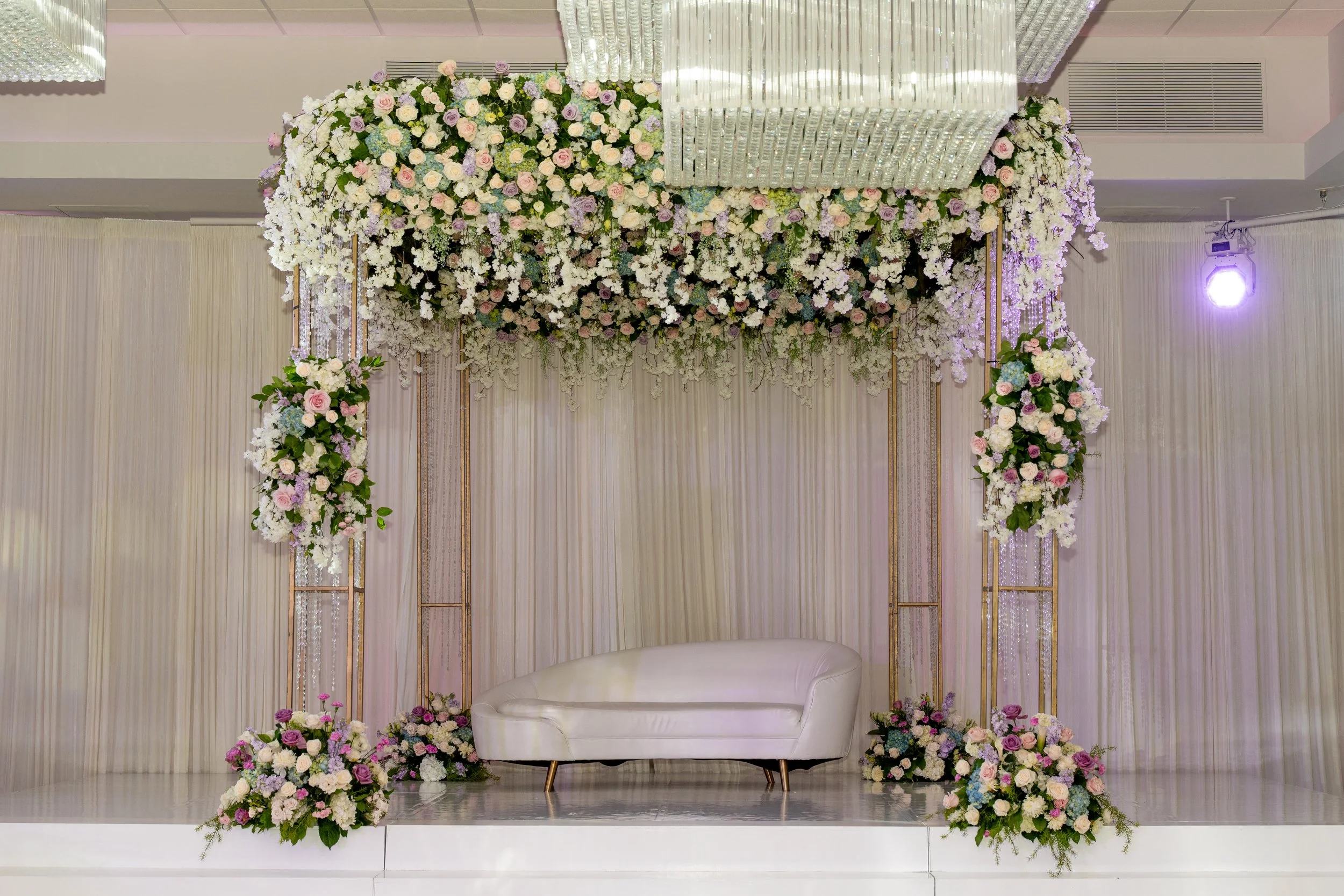 Snkworks Photos Venue and Decor (2).jpg