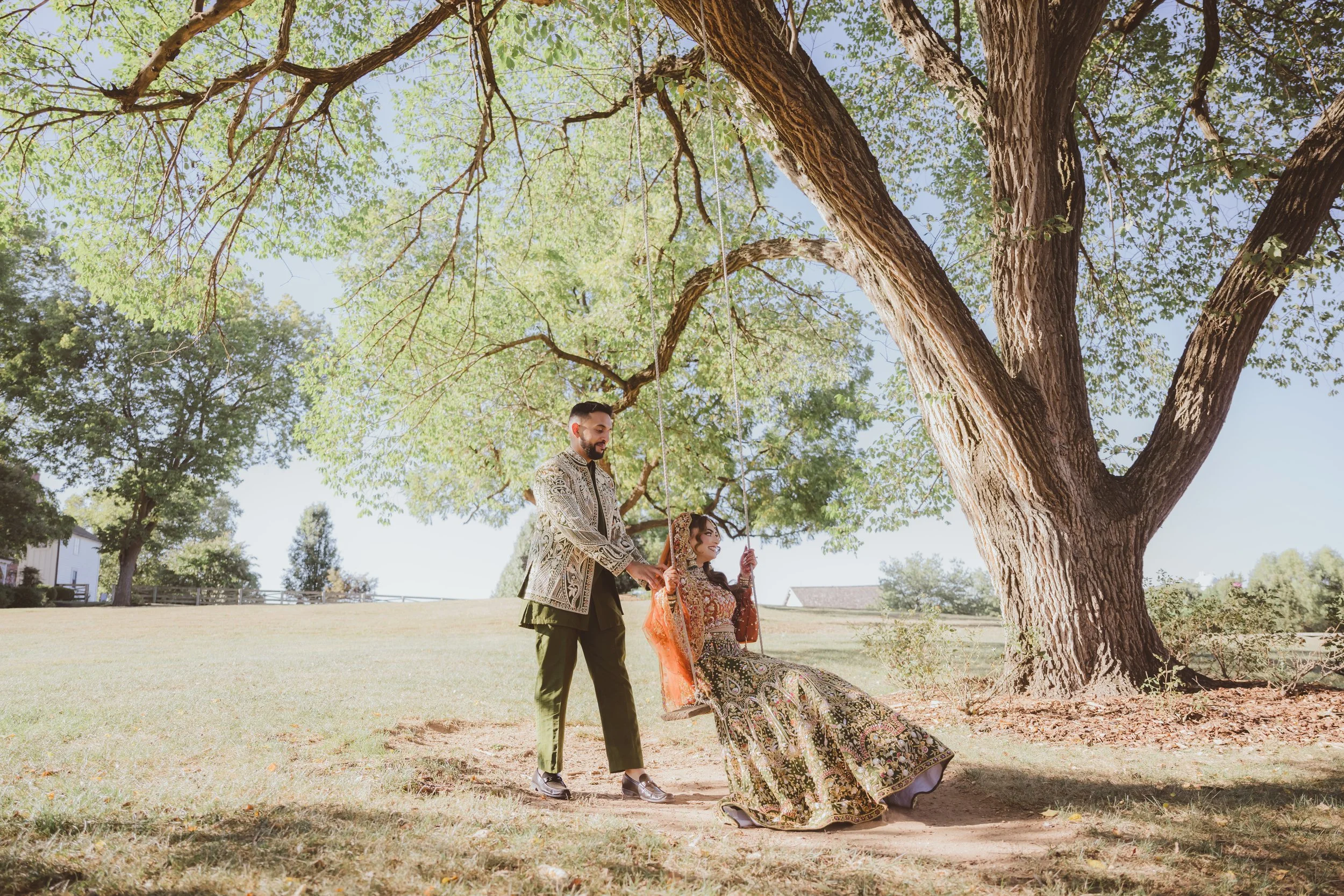 SNKWorks_Wedding-indian-pakistani-photos-photographer-natural-candid-desi-bride-groom-virginia-washingtondc (33).jpg