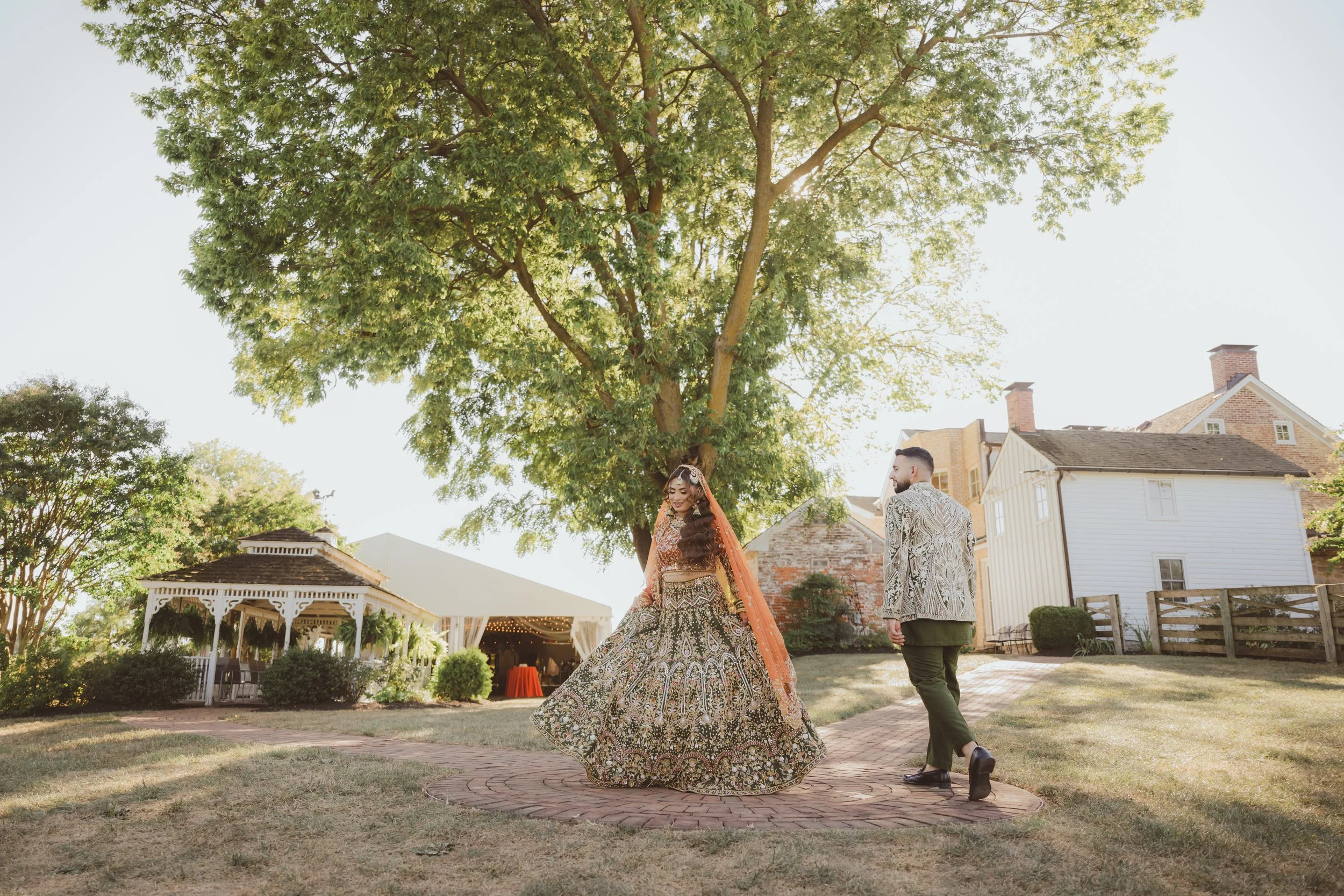 SNKWorks_Wedding-indian-pakistani-photos-photographer-natural-candid-desi-bride-groom-virginia-washingtondc (37).jpg