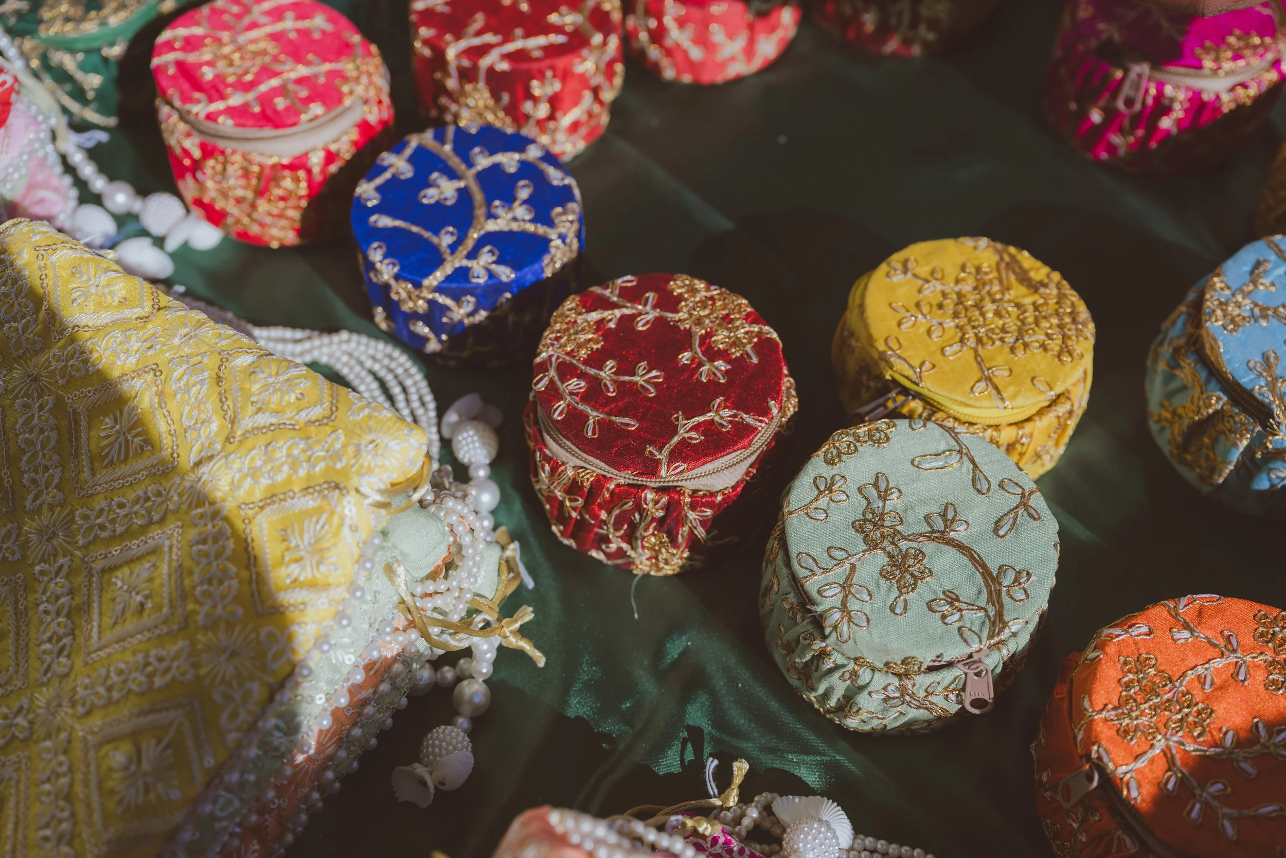 SNKWorks_Wedding-indian-pakistani-photos-photographer-natural-candid-desi-bride-groom-virginia-washingtondc (48).jpg