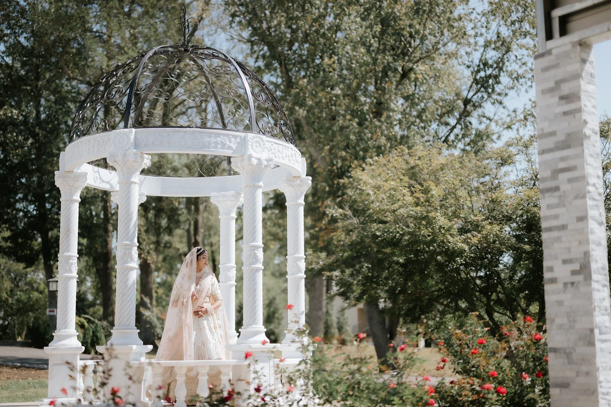SNKWorks_Wedding-indian-pakistani-photos-photographer-natural-candid-desi-bride-groom-virginia-washingtondc-southasian-whitesferry  (36).webp