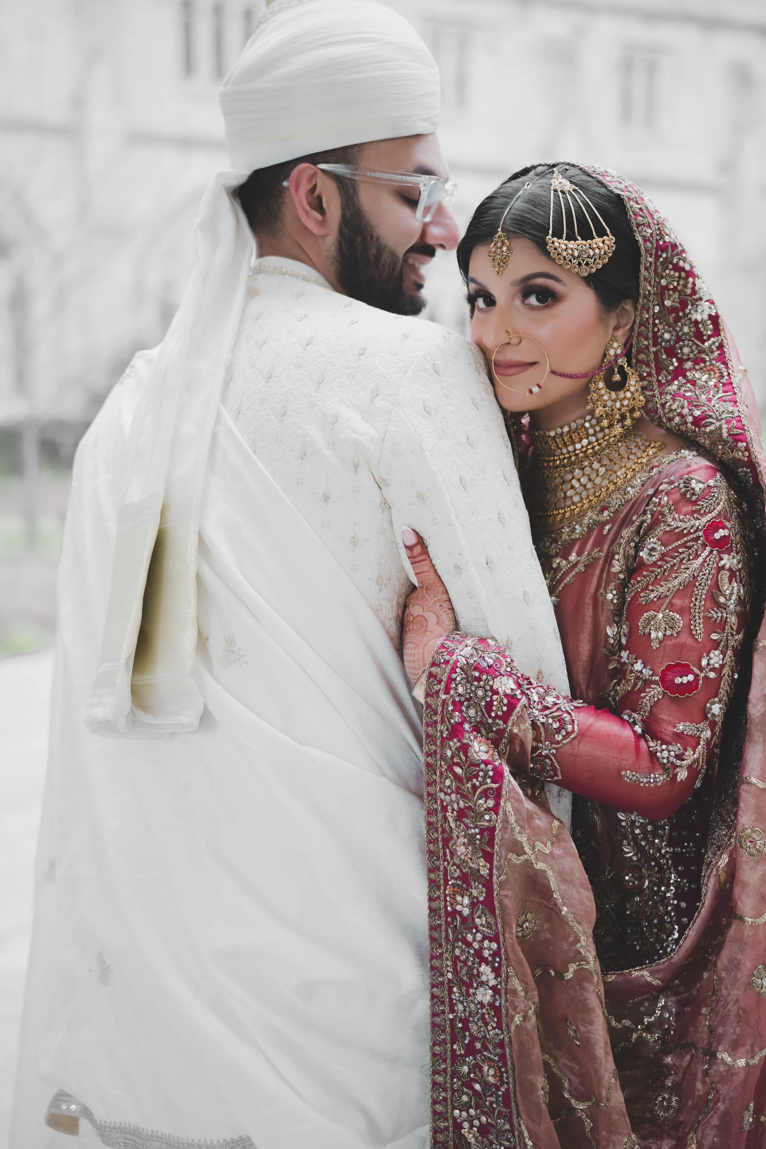 menaal harris -south-asian-wedding-indian-pakistani-shaadi- hilton-mclean-photos-photography-snkworks-best-top-photographer-dmv-shaadi-walima-nikkah-elegant-candid-filsm-video-vendor (11).webp