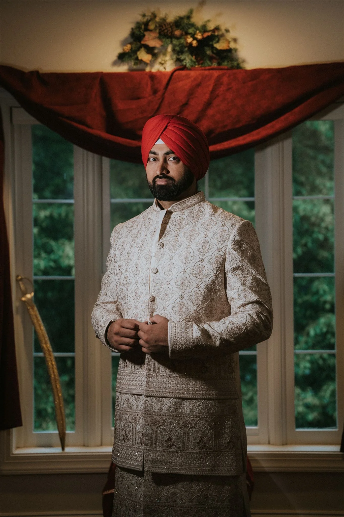 anand-karaj-snkworks-south-asian-wedding-indian-pakistani-shaadi- hilton-mclean-photos-photography-snkworks-best-top-photographer-dmv-shaadi-walima-nikkah-elegant-candid-filsm-video-vendor  (17).webp