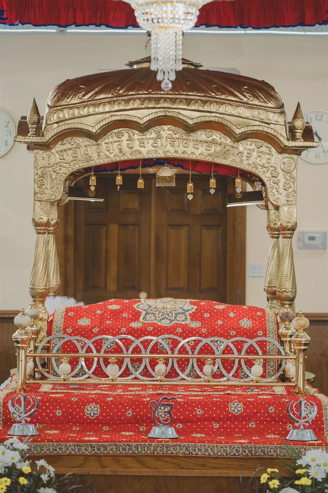 anand-karaj-snkworks-south-asian-wedding-indian-pakistani-shaadi- hilton-mclean-photos-photography-snkworks-best-top-photographer-dmv-shaadi-walima-nikkah-elegant-candid-filsm-video-vendor  (6).webp