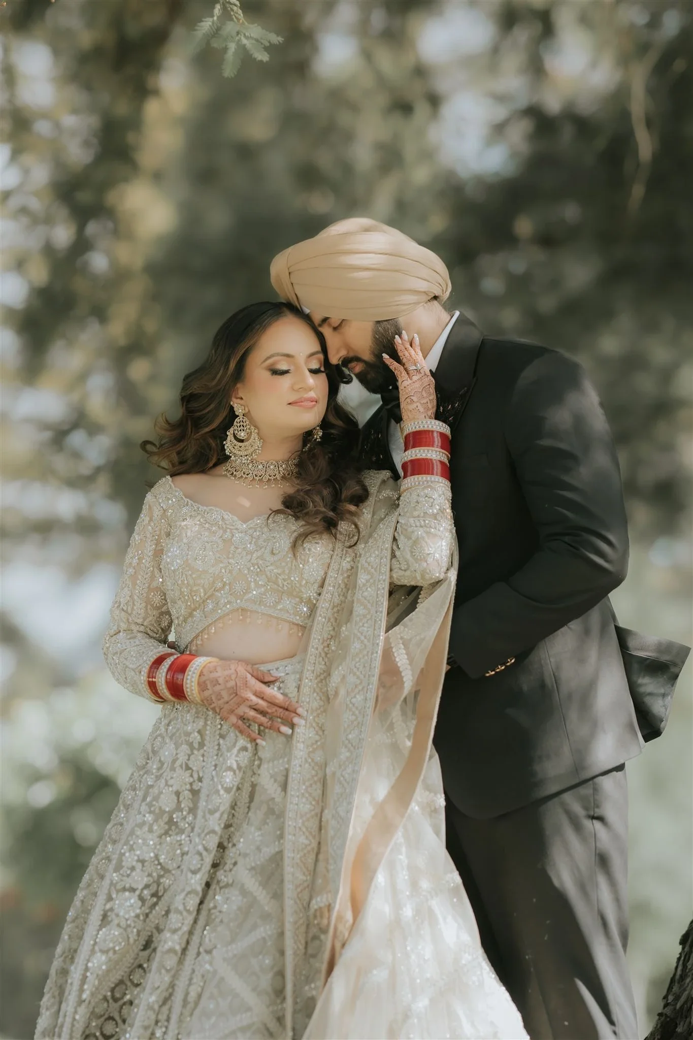 anand-karaj-snkworks-south-asian-wedding-indian-pakistani-shaadi- hilton-mclean-photos-photography-snkworks-best-top-photographer-dmv-shaadi-walima-nikkah-elegant-candid-filsm-video-vendor  (44).webp