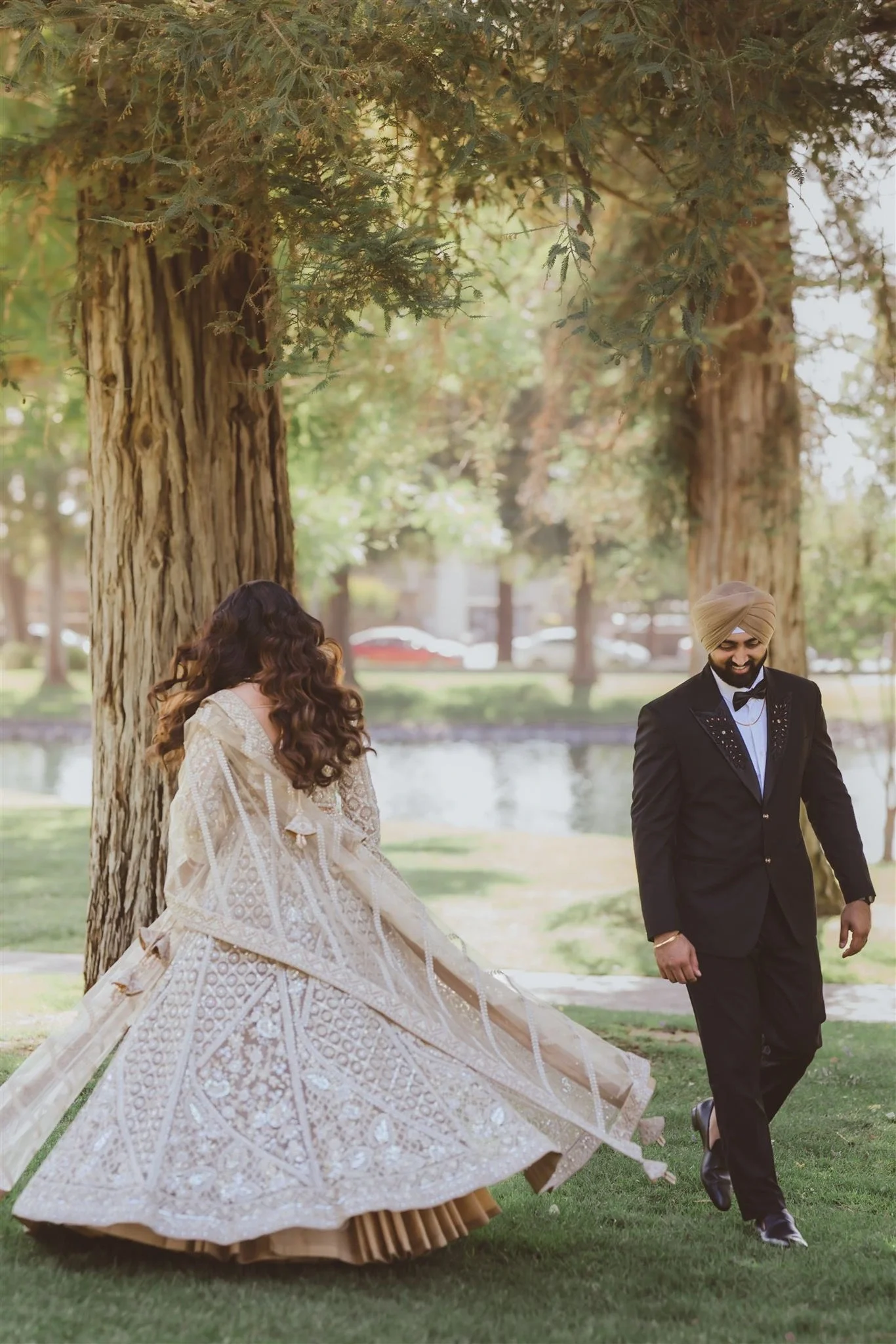 anand-karaj-snkworks-south-asian-wedding-indian-pakistani-shaadi- hilton-mclean-photos-photography-snkworks-best-top-photographer-dmv-shaadi-walima-nikkah-elegant-candid-filsm-video-vendor  (37).webp