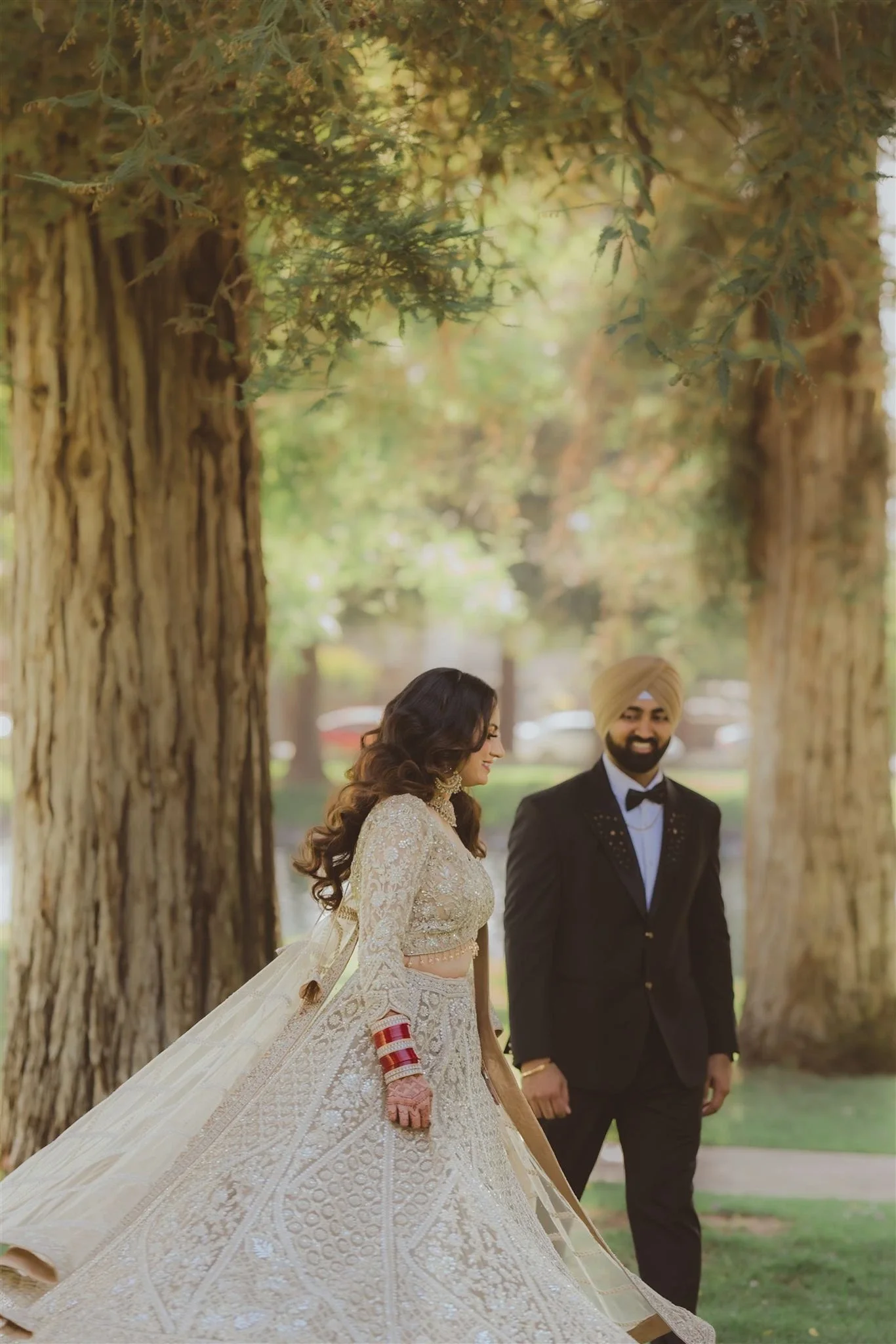 anand-karaj-snkworks-south-asian-wedding-indian-pakistani-shaadi- hilton-mclean-photos-photography-snkworks-best-top-photographer-dmv-shaadi-walima-nikkah-elegant-candid-filsm-video-vendor  (36).webp
