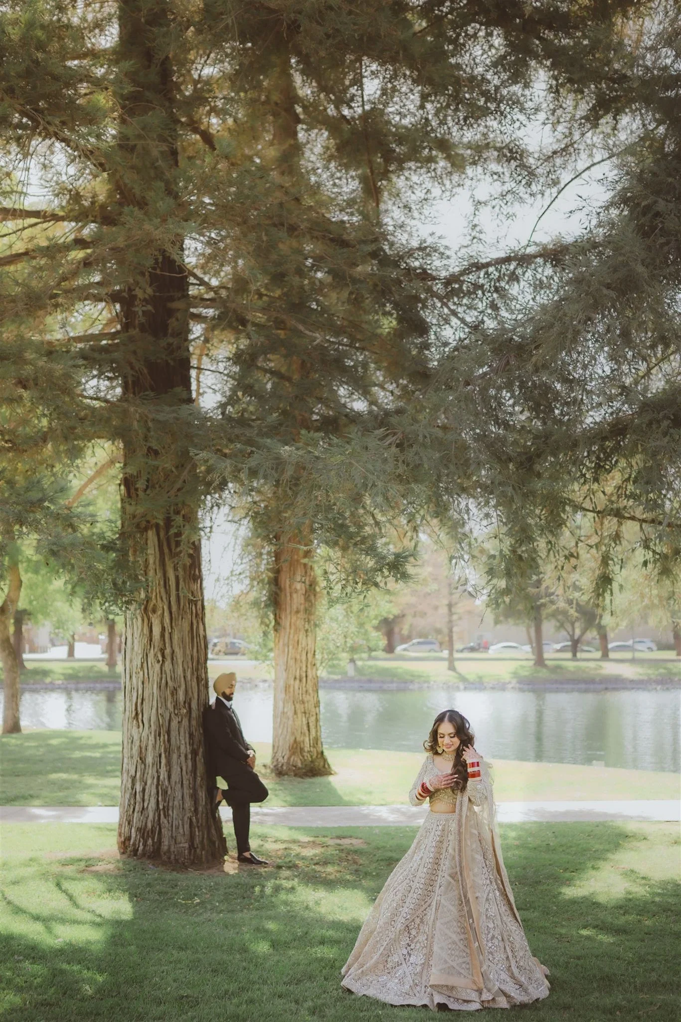 anand-karaj-snkworks-south-asian-wedding-indian-pakistani-shaadi- hilton-mclean-photos-photography-snkworks-best-top-photographer-dmv-shaadi-walima-nikkah-elegant-candid-filsm-video-vendor  (28).webp