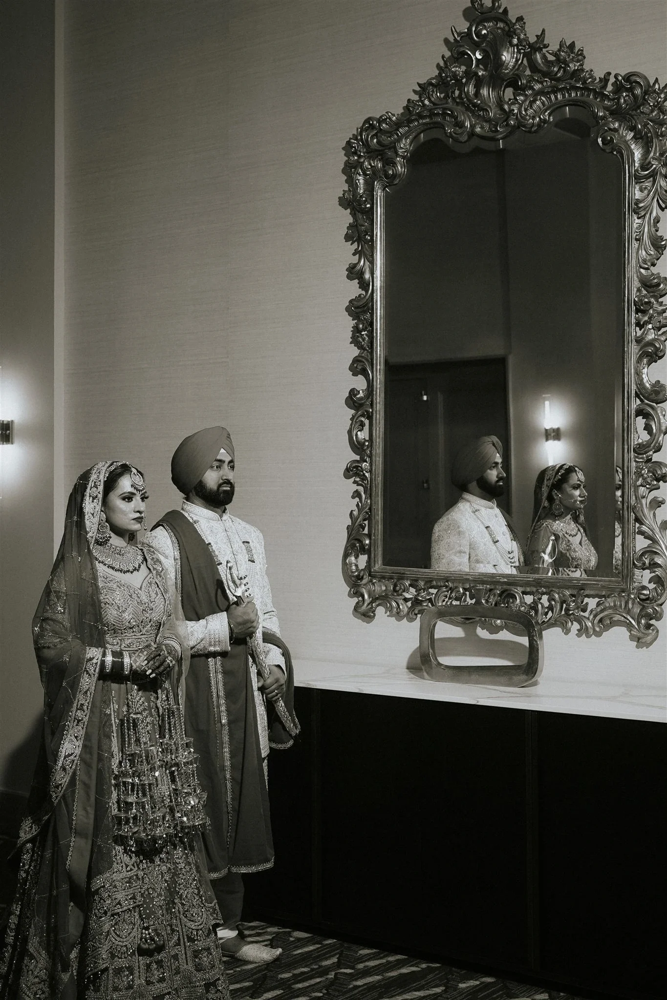anand-karaj-snkworks-south-asian-wedding-indian-pakistani-shaadi- hilton-mclean-photos-photography-snkworks-best-top-photographer-dmv-shaadi-walima-nikkah-elegant-candid-filsm-video-vendor  (22).webp