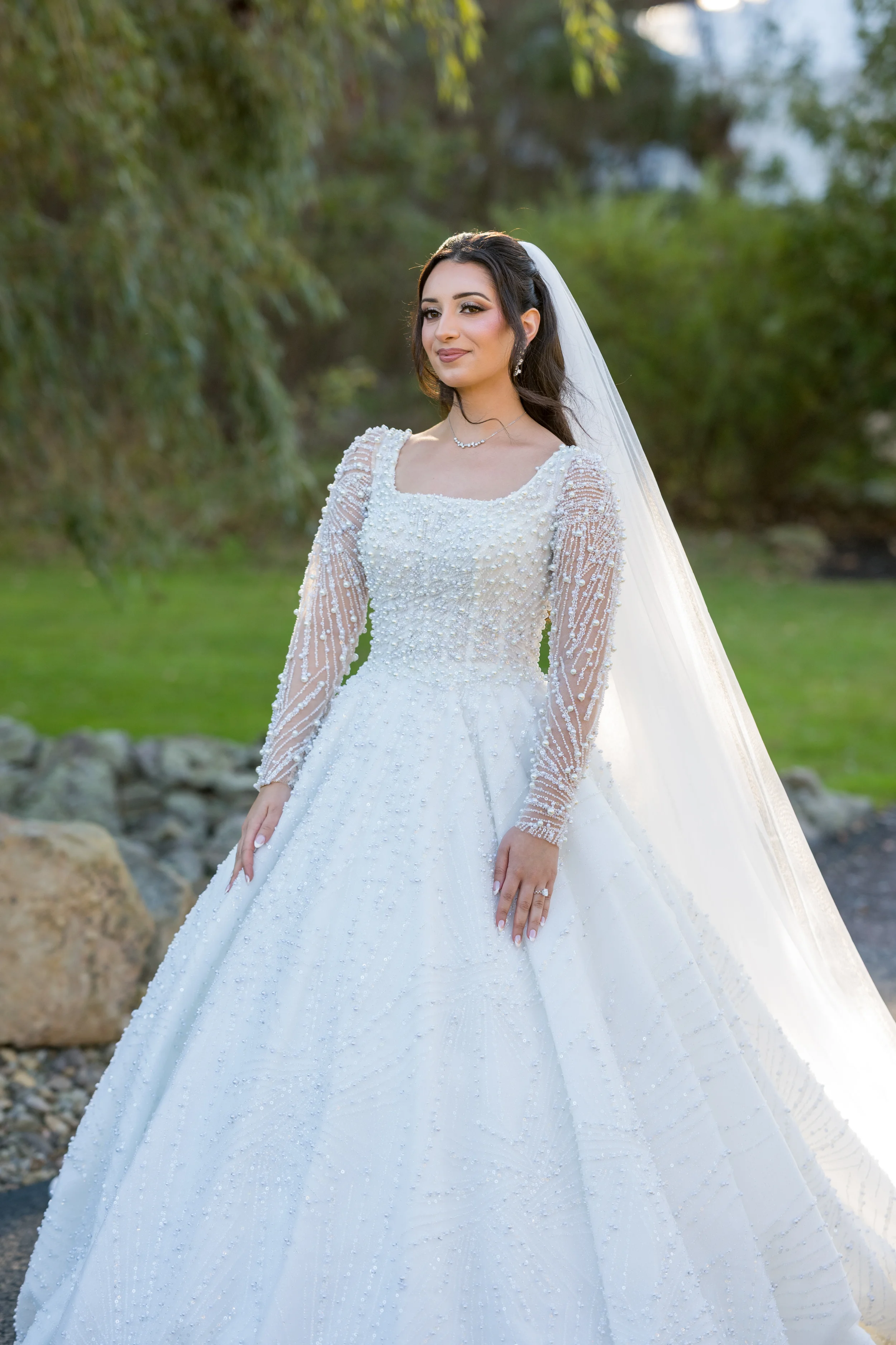 sahar-hussein-south-asian-wedding-indian-pakistani-shaadi- hilton-mclean-photos-photography-snkworks-best-top-photographer-dmv-shaadi-walima-nikkah-elegant-candid-filsm-video-vendor -whispering hollow- palestin (31).webp