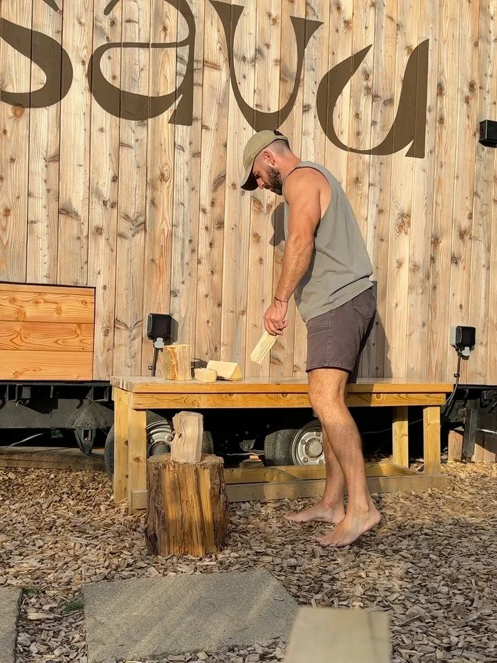 Sauna with Savu in September 🍂
As summer fades and routines begin to shift, it’s the perfect time to pause and give your body a reset. 
Regular sauna use is more than just heat. It supports circulation, eases muscle tension, and encourages y
