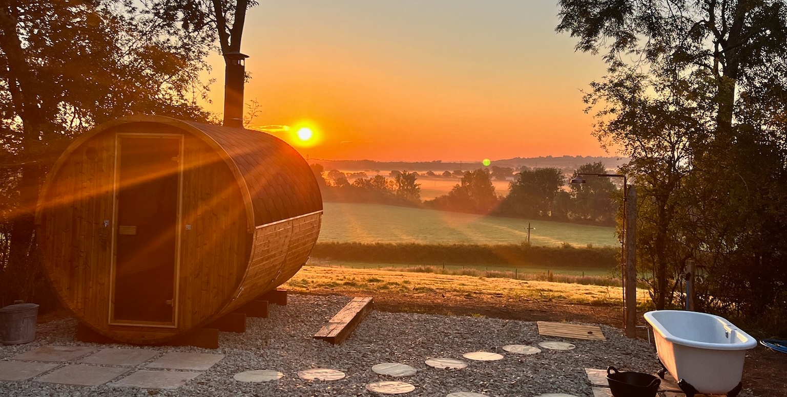 Wild Sauna UK: The Complete Guide to Lakeside and Riverside Sauna Culture