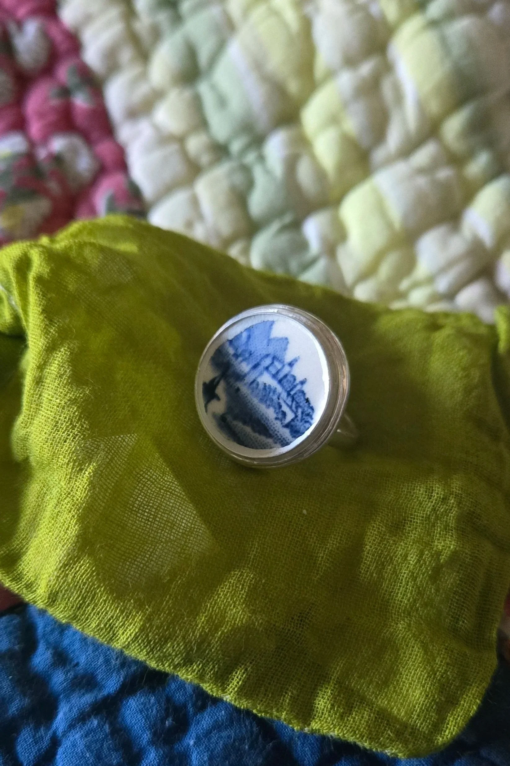 Blue Scenic Transferware Remnant Ring in Silver / 18mm / Size 8