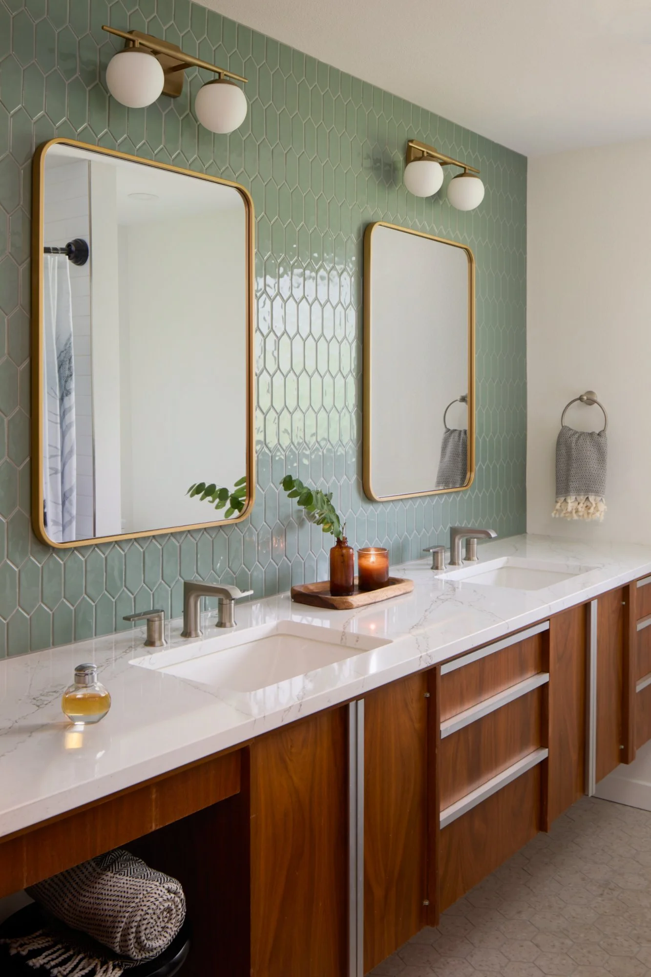 Mid-Century Modern Bathroom