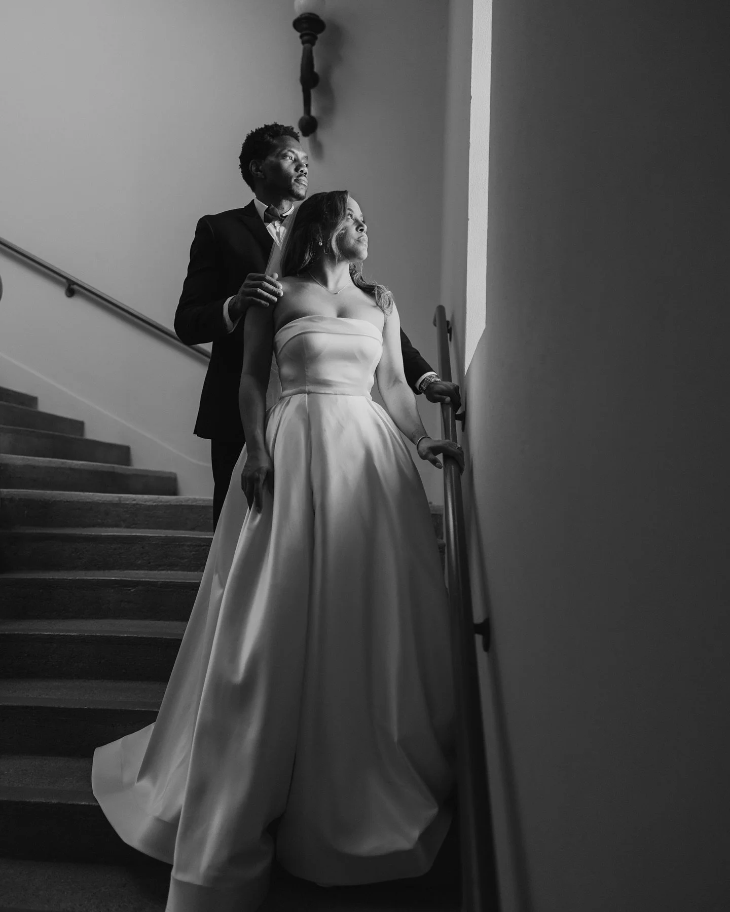 Fairytale Elopement✨ How is this California? 
Still picking my jaw up off the floor from how stunning these two are. 
.
.
.
#pasadenacityhall #socalelopementphotographer #elopementphotography #pasadenawedding #losangelesphotographer #socalweddingphot