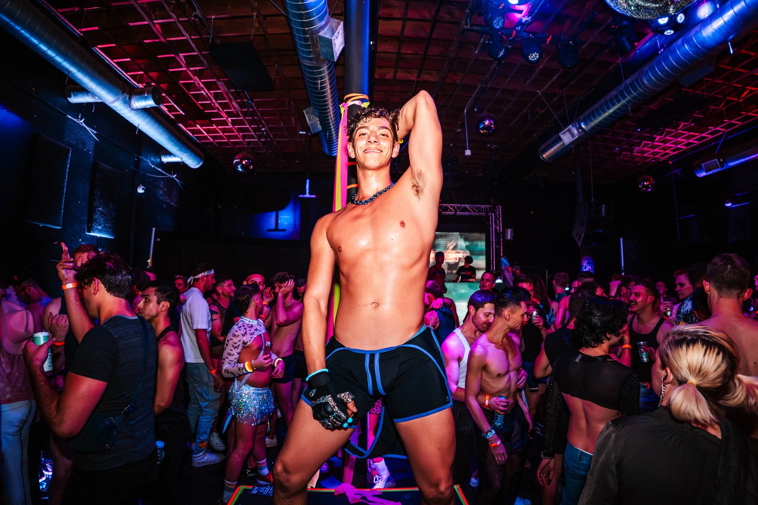 021024_Sam BlackyReverb_Jesse Vazquez_99.jpg